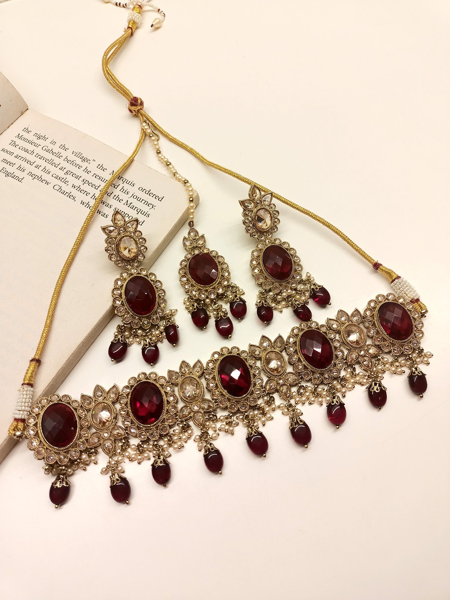 Aadhya Maroon Polki Choker Set - qivii
