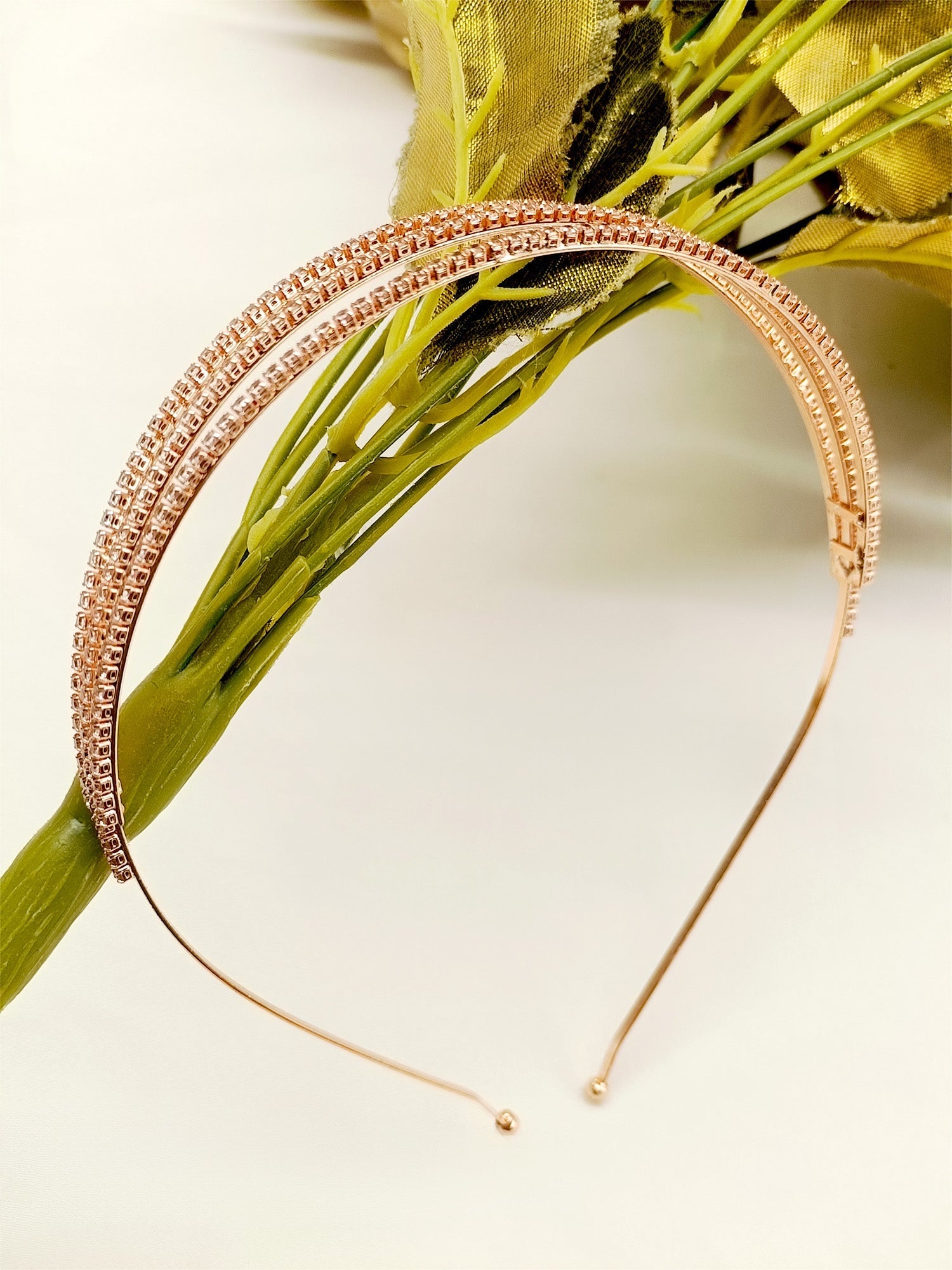 Kara American Diamond Hair Band - qivii