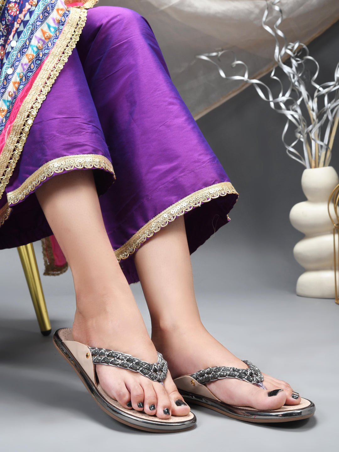 Naira Flats