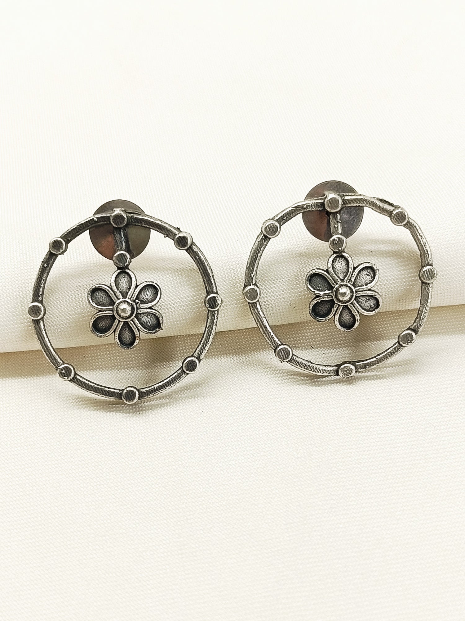 Jarapaha Plain Oxidized Tops