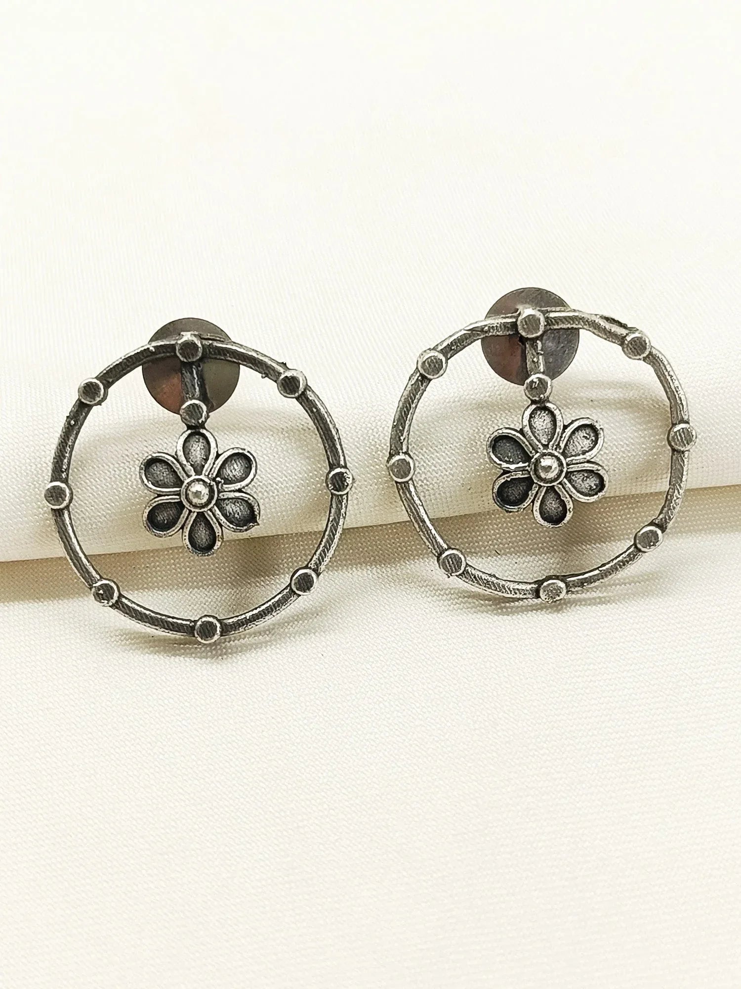 Jarapaha Plain Oxidized Tops