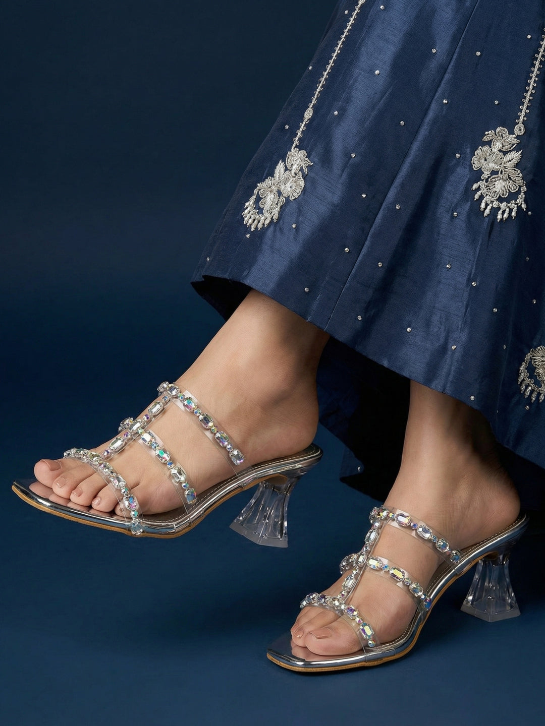 Kainaat Heels