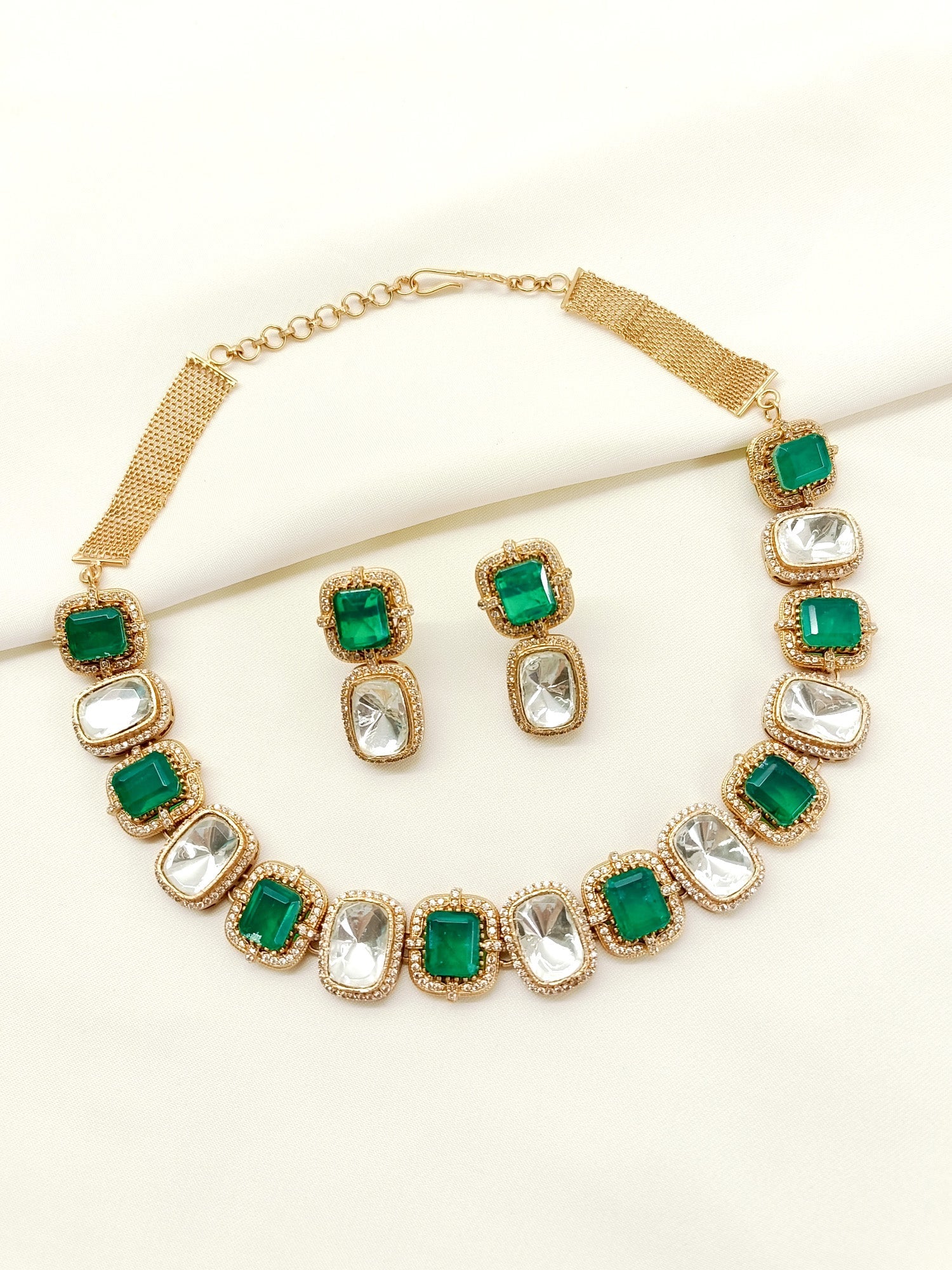 Pahaani Green Kundan Choker Set