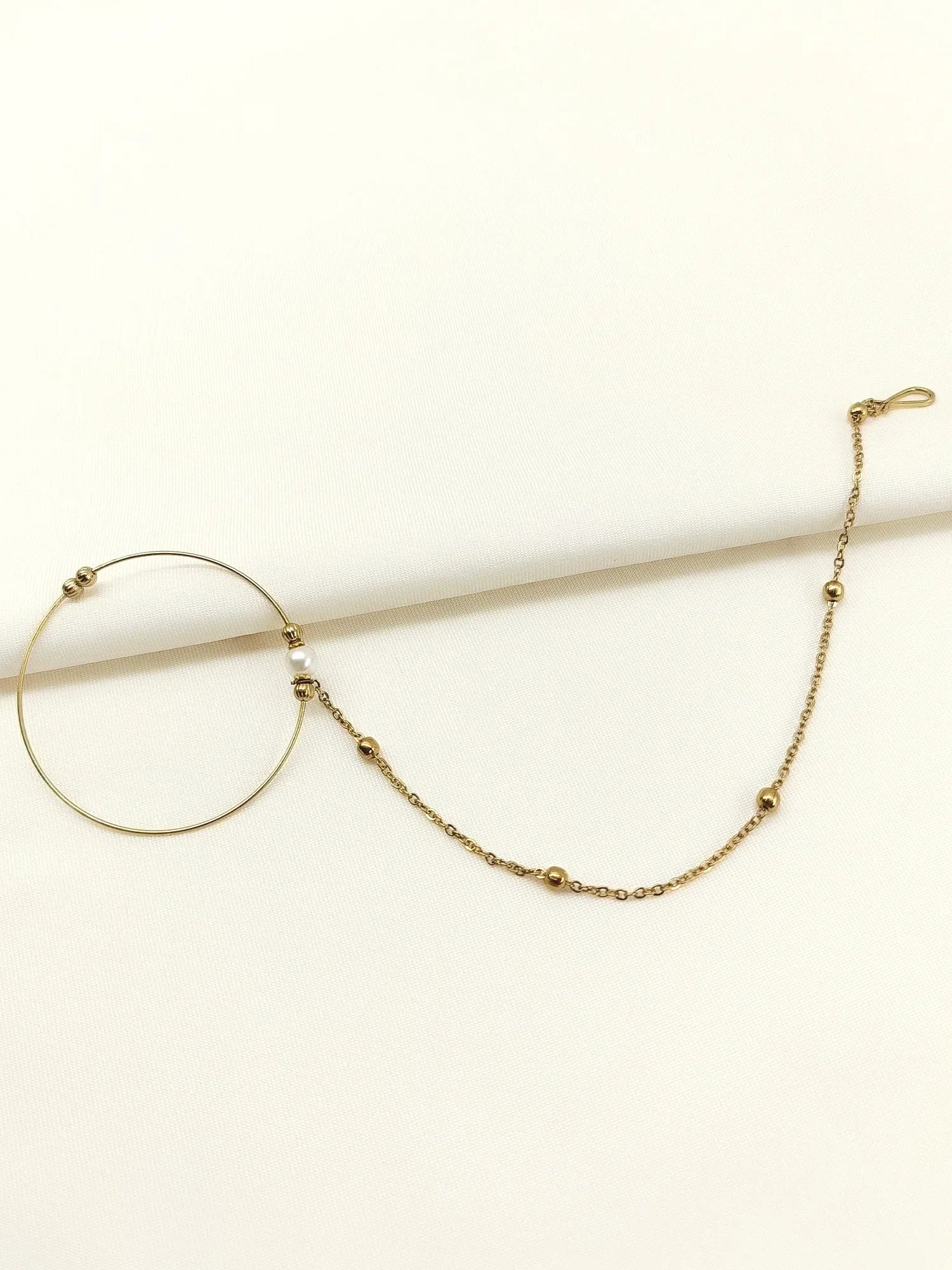 Miyanshi White Pearl Antique Nath