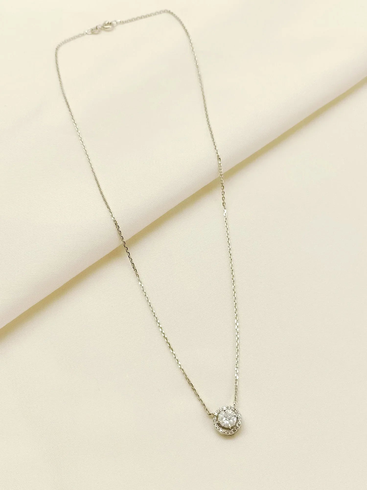 Zaahira 92.5 Silver Swarovski Stone Pendal