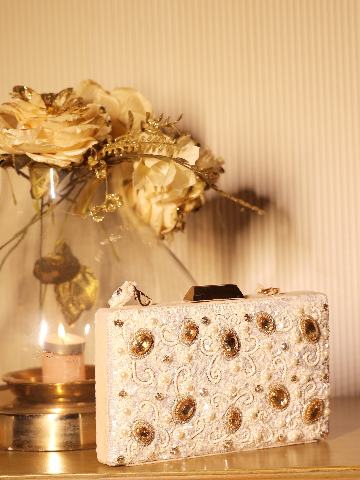 Anpurna White Evening Clutch - qivii