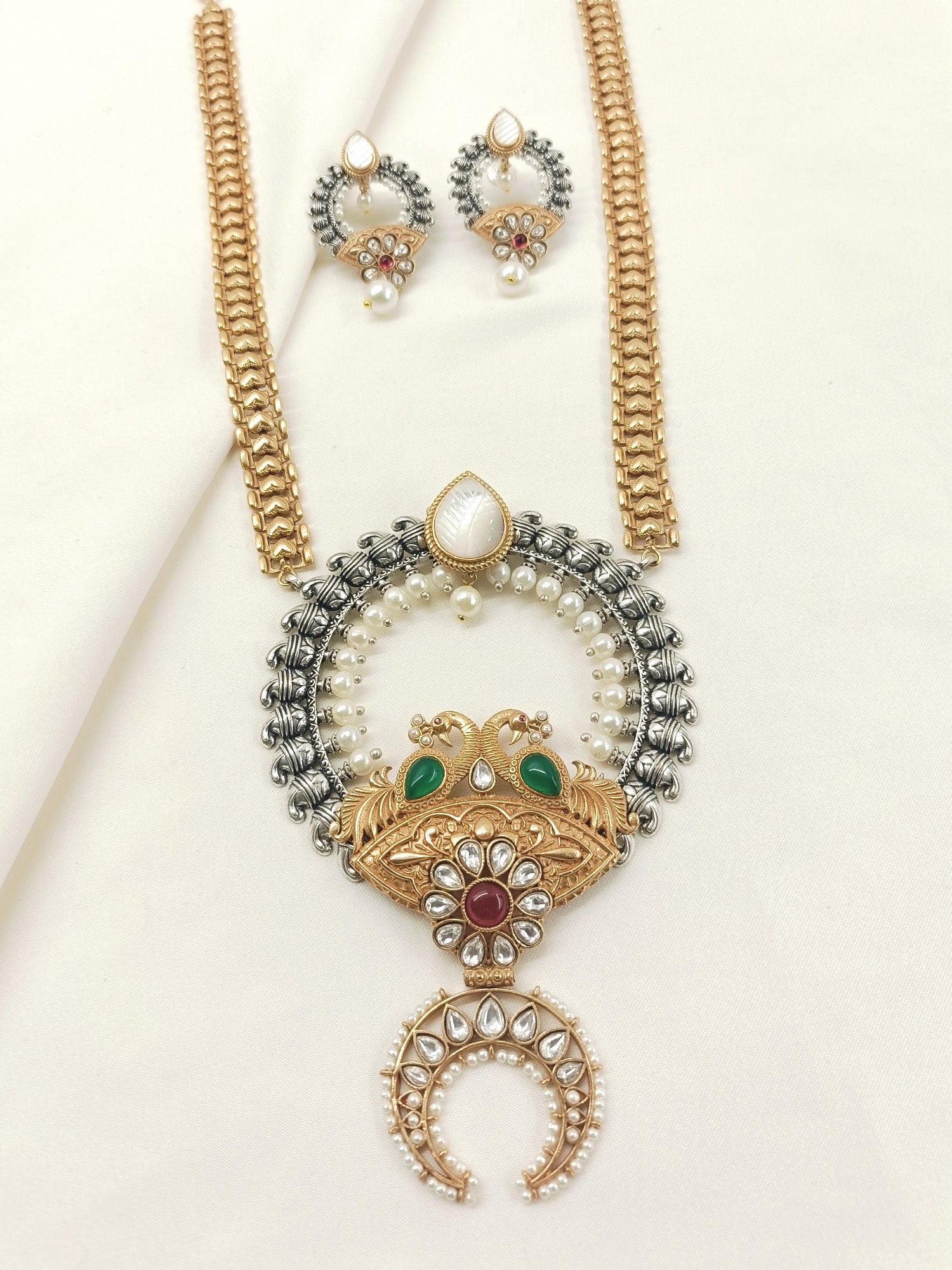 Tanushree R&G Boutique Necklace Set