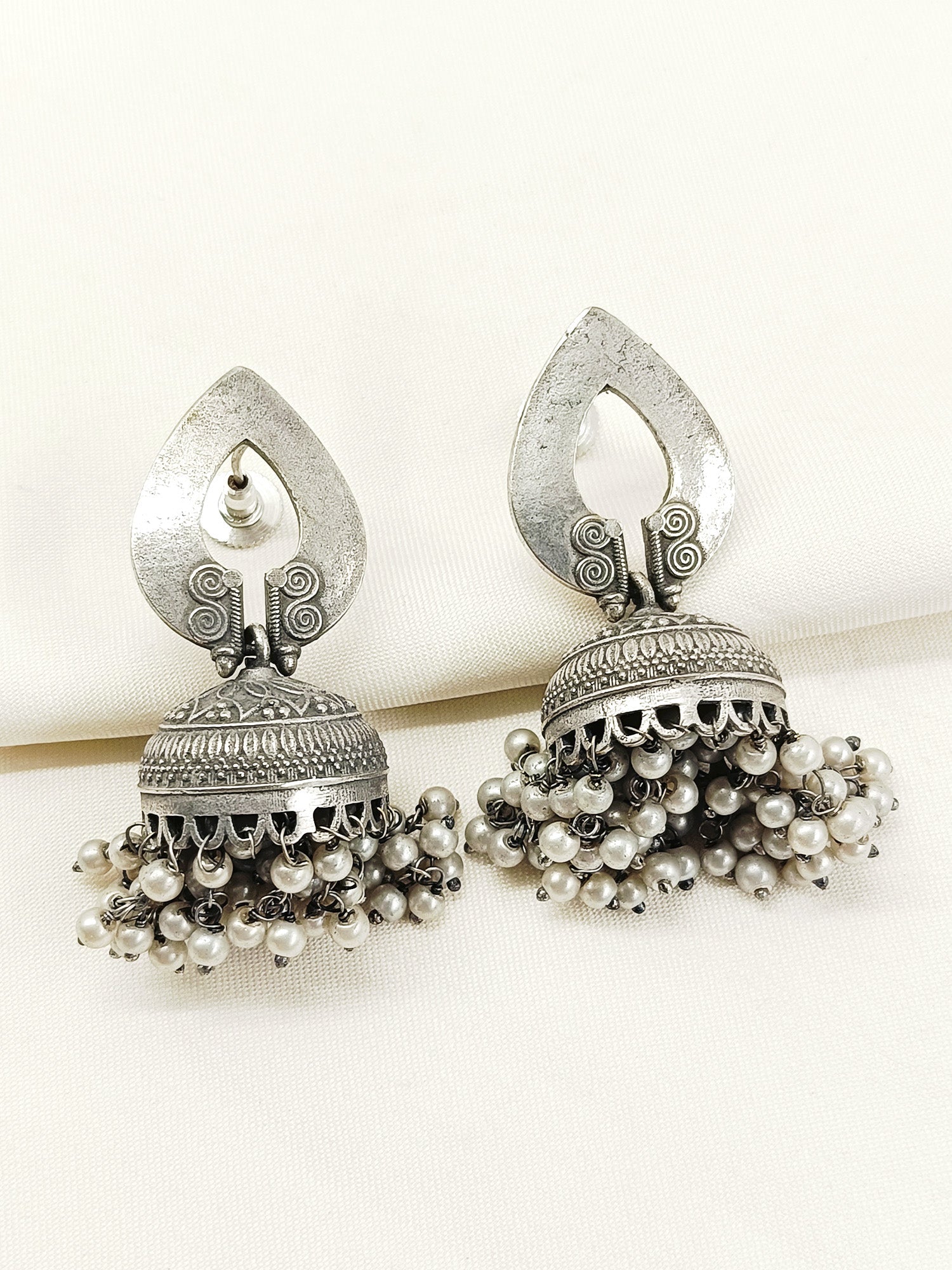 Madhusmitha Plain Oxidized Jhumki