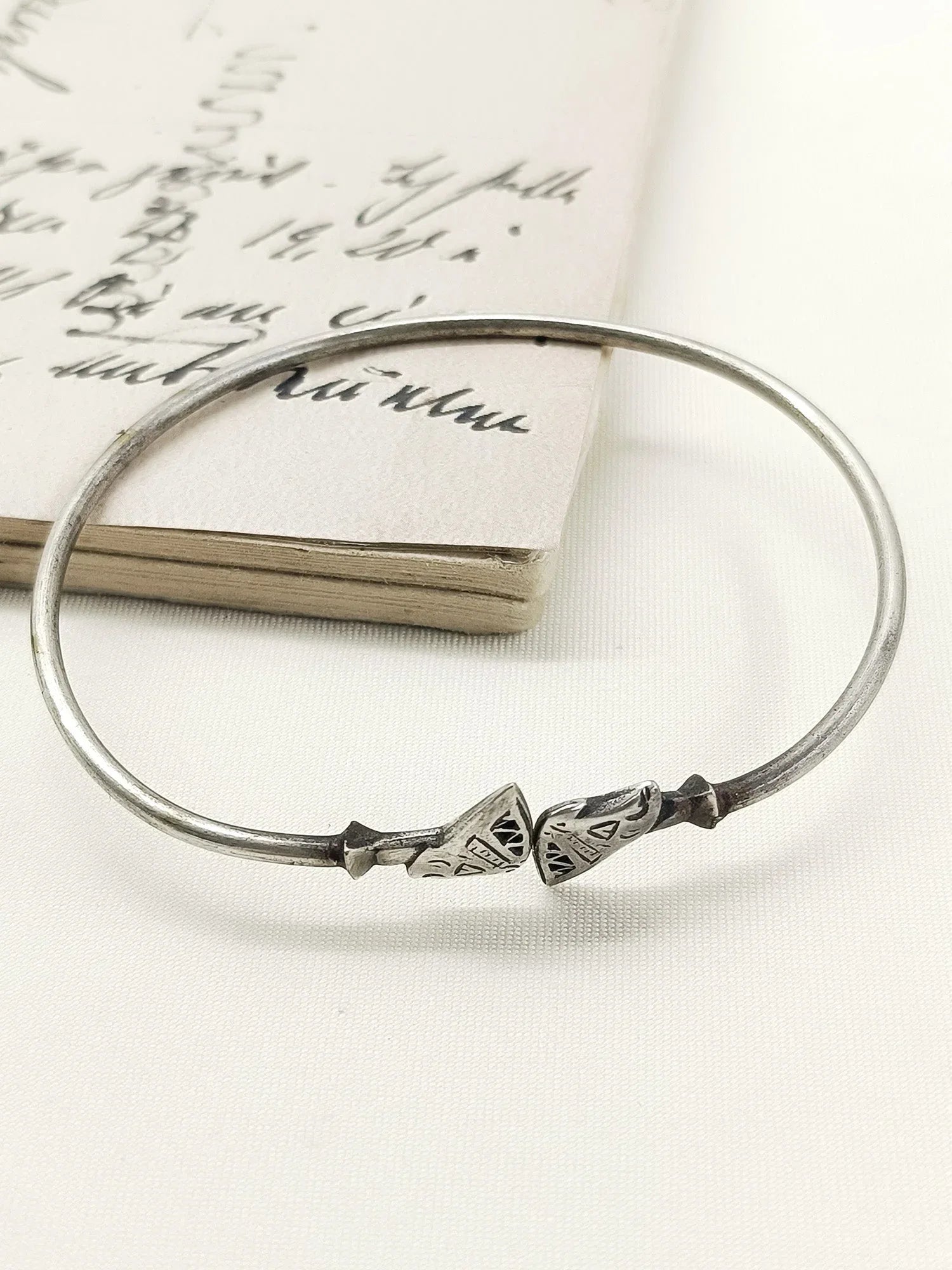 Vasini Plain Oxidized Bracelet