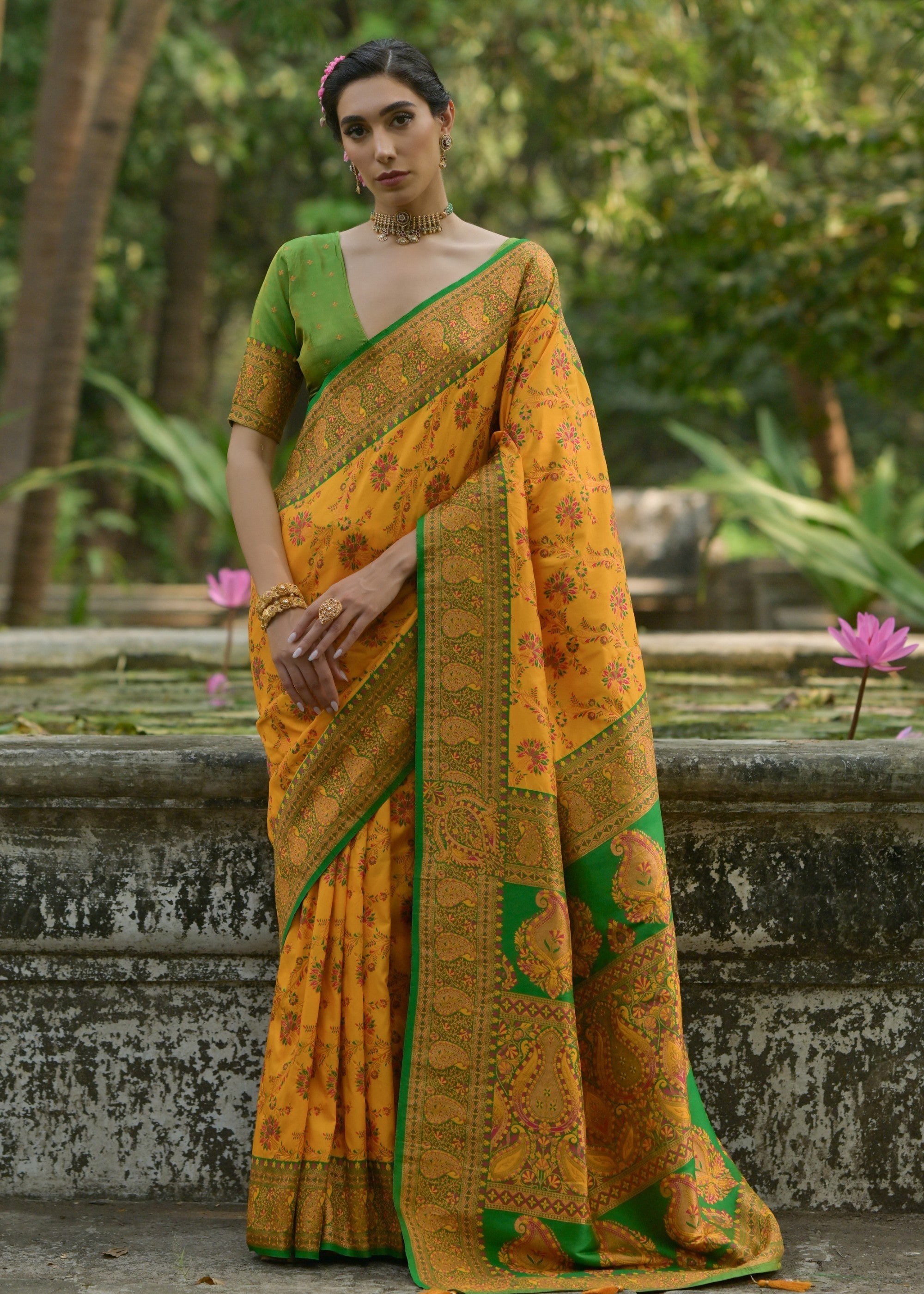 Sunflower Yellow Thread Woven Pashmina Silk Saree With Heavy Thread Woven Pallu - qivii