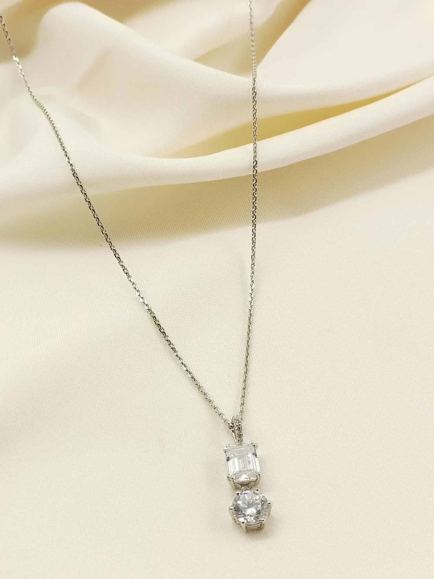 Elina 92.5 Silver Swarovski Stone Pendal