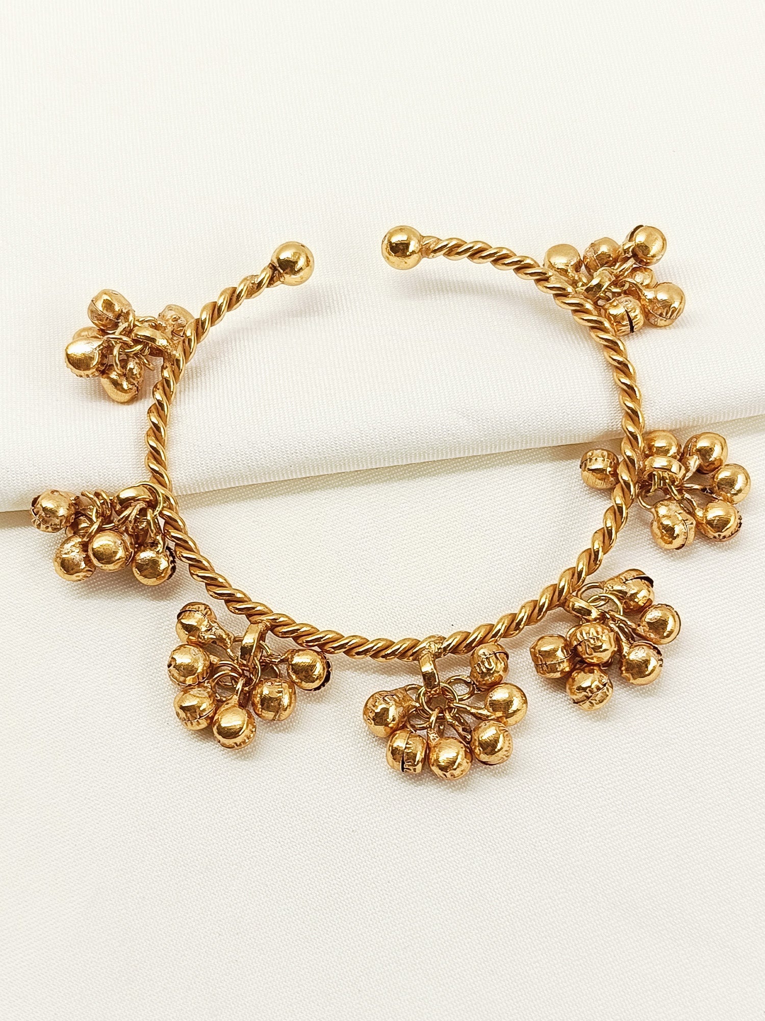 Carolina Plain Boutique Bracelet