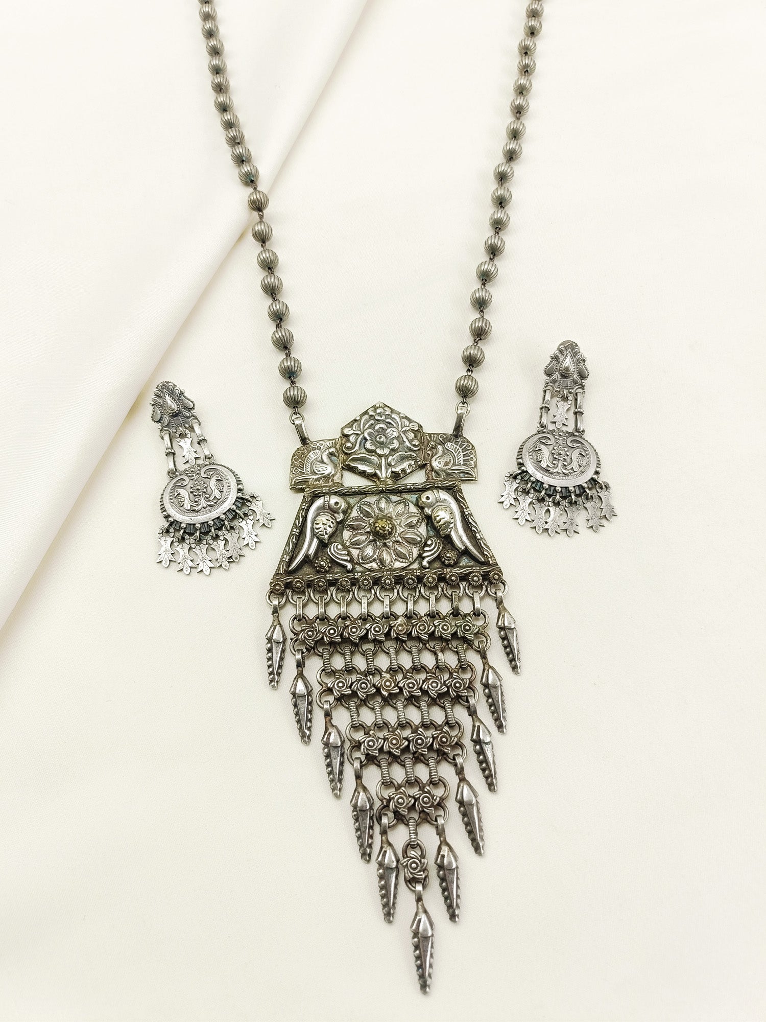 Jeeva Plain Oxidized Pendant Set