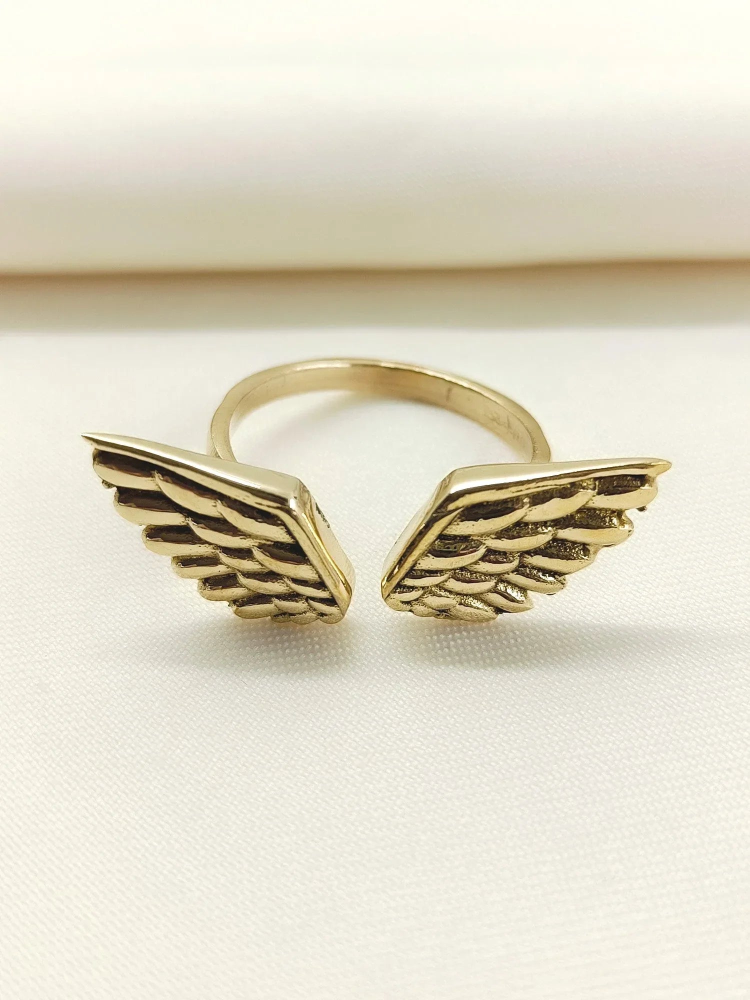 Zubera Golden Western Finger Ring