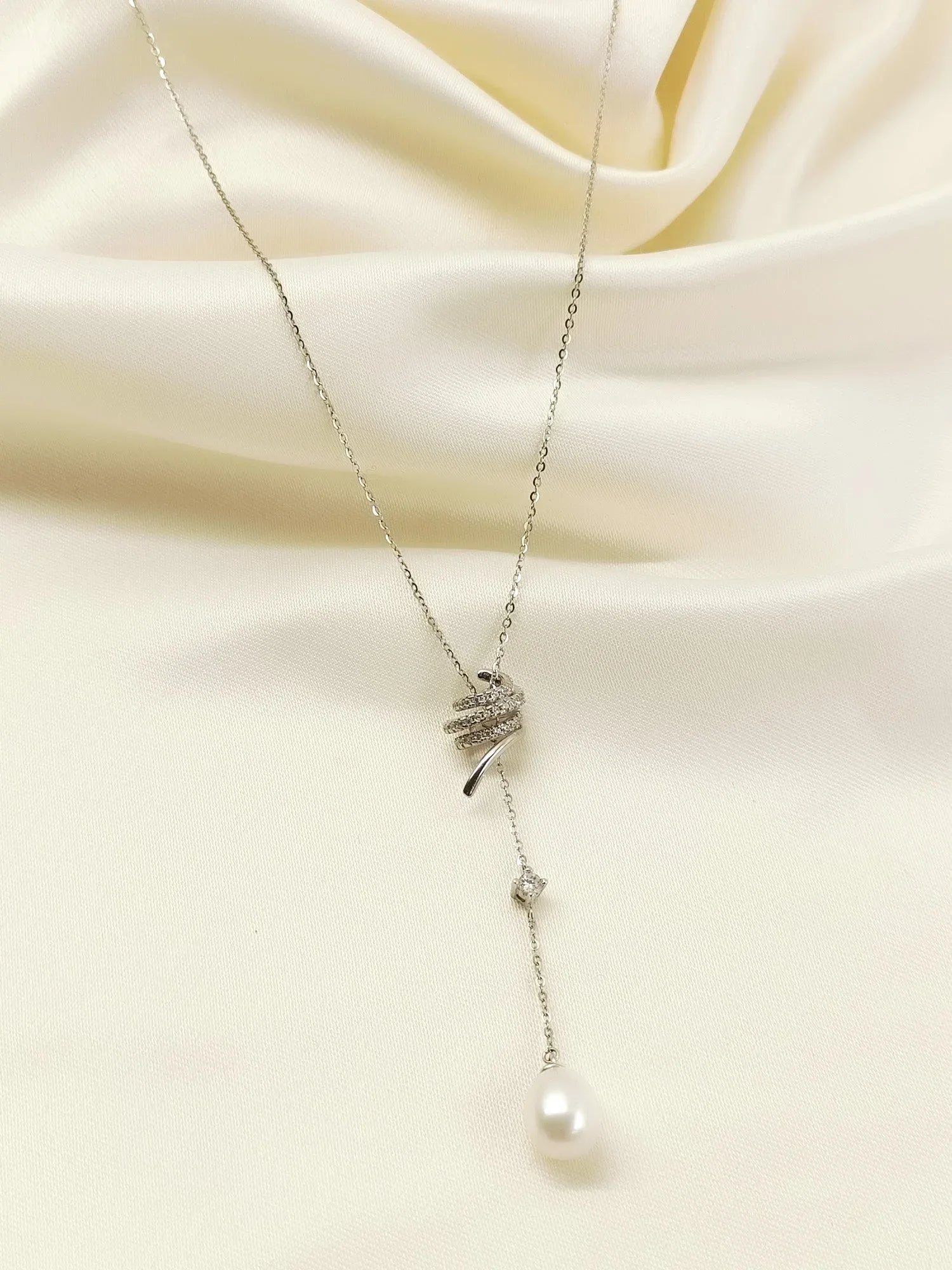 Ileana White 92.5 Silver American Diamond Pendal