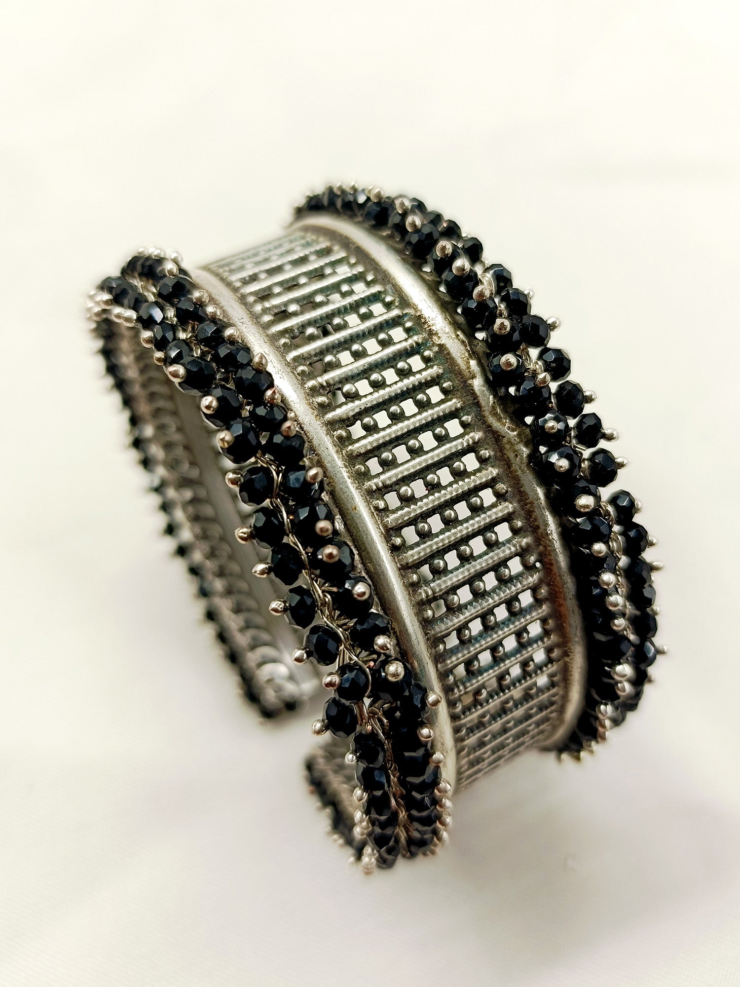 Saagnika Black Oxidized Kada - qivii