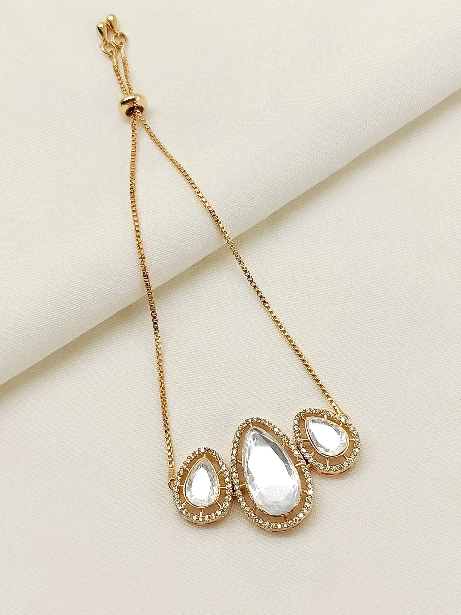 Pahal White Kundan Bracelet