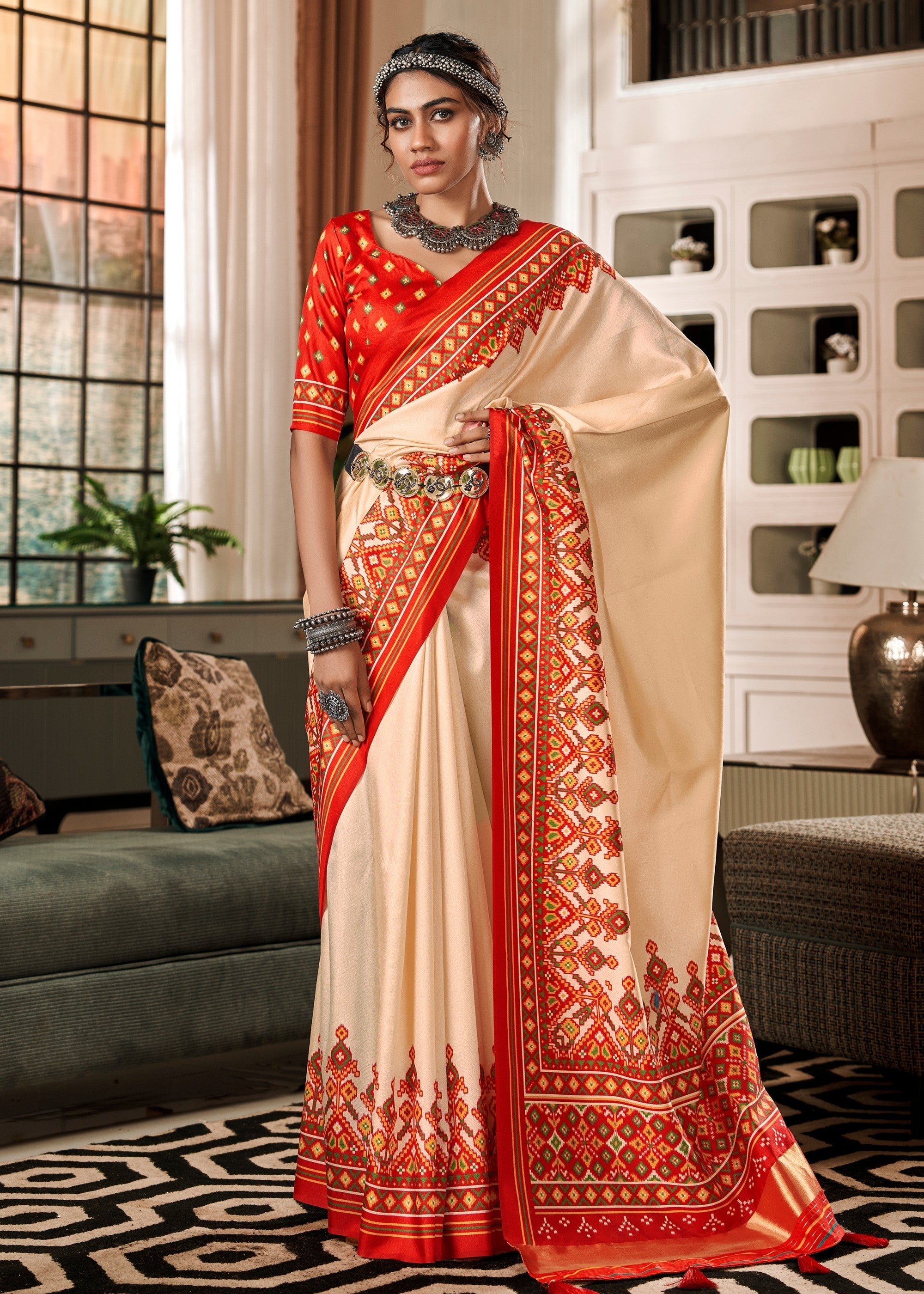 Cream White Tussar Silk Saree With Beautiful Patola Print - qivii