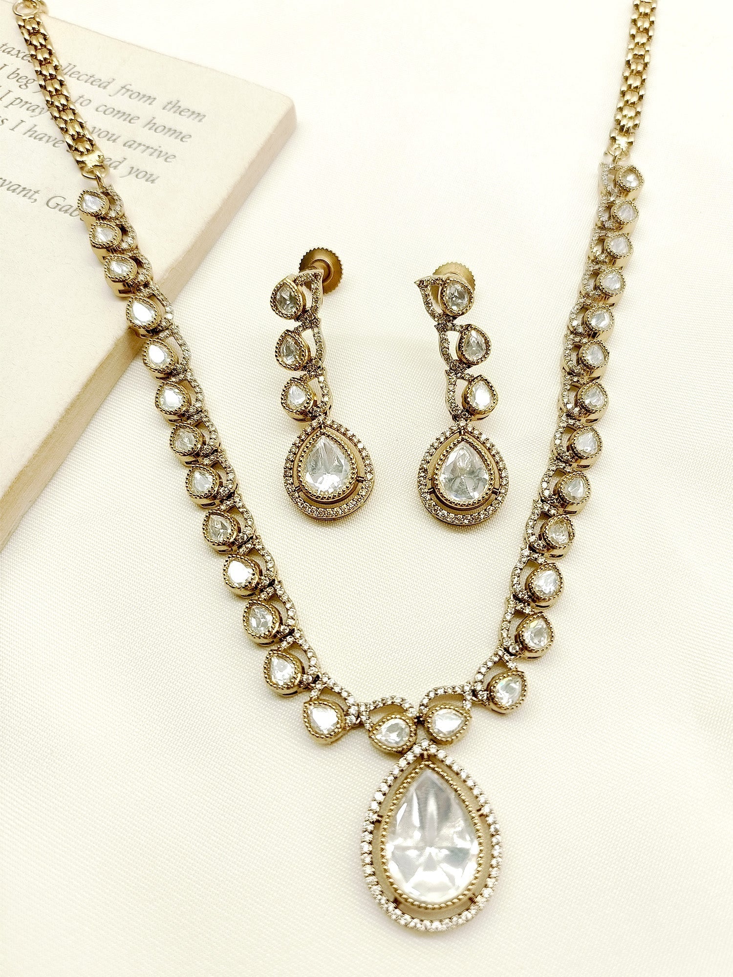Beautiful Kaiya White Polki Necklace Set with intricate detailing and sparkling gems