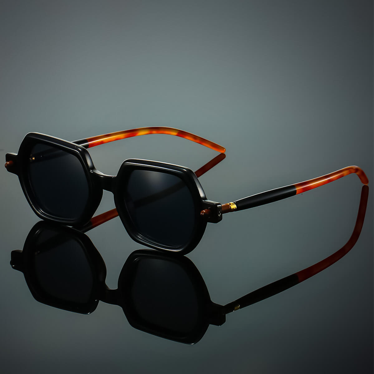 Asante Geometric Retro Shades - By Qivii