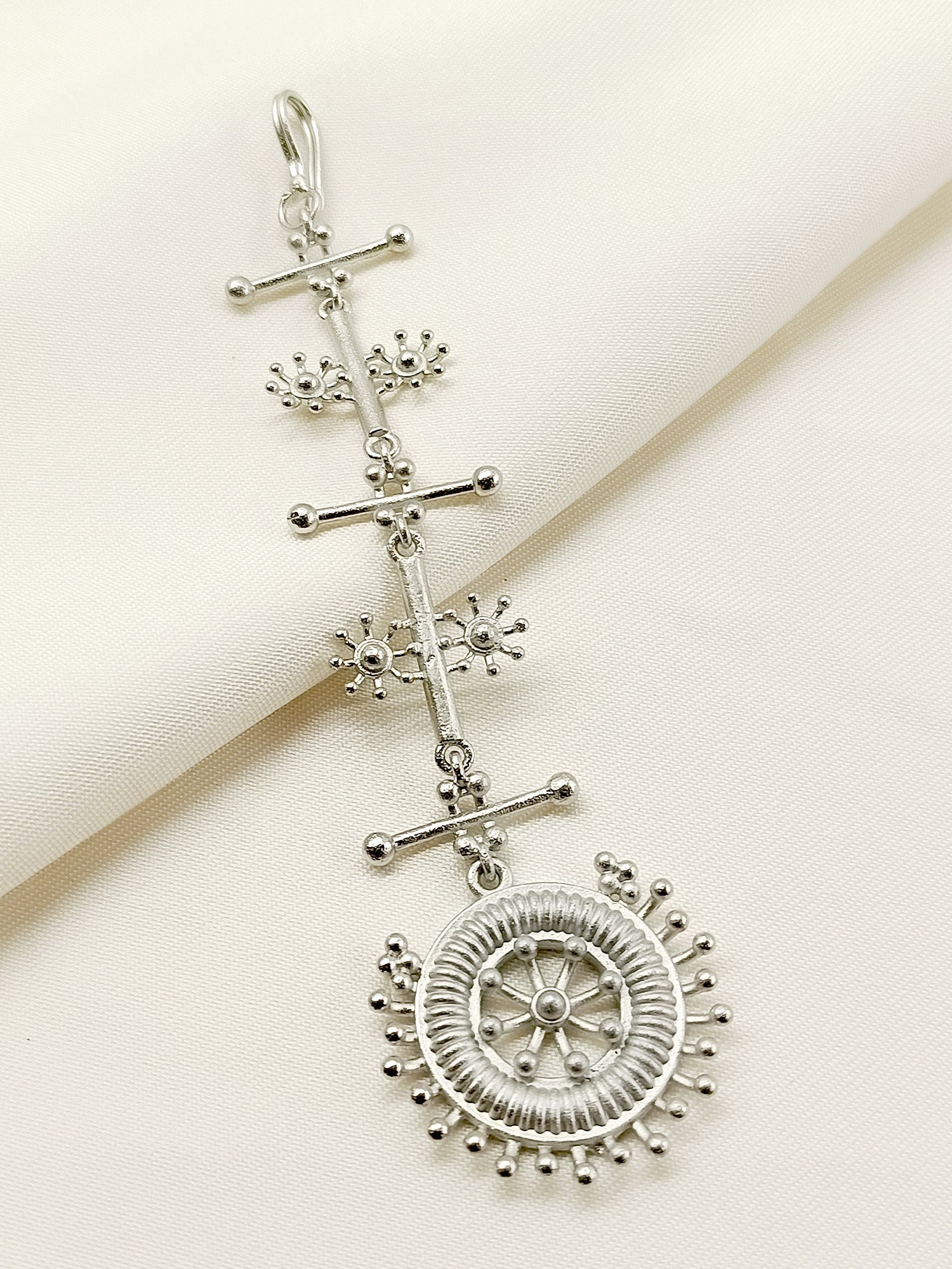 Hayaat Silver Antique Maangteeka