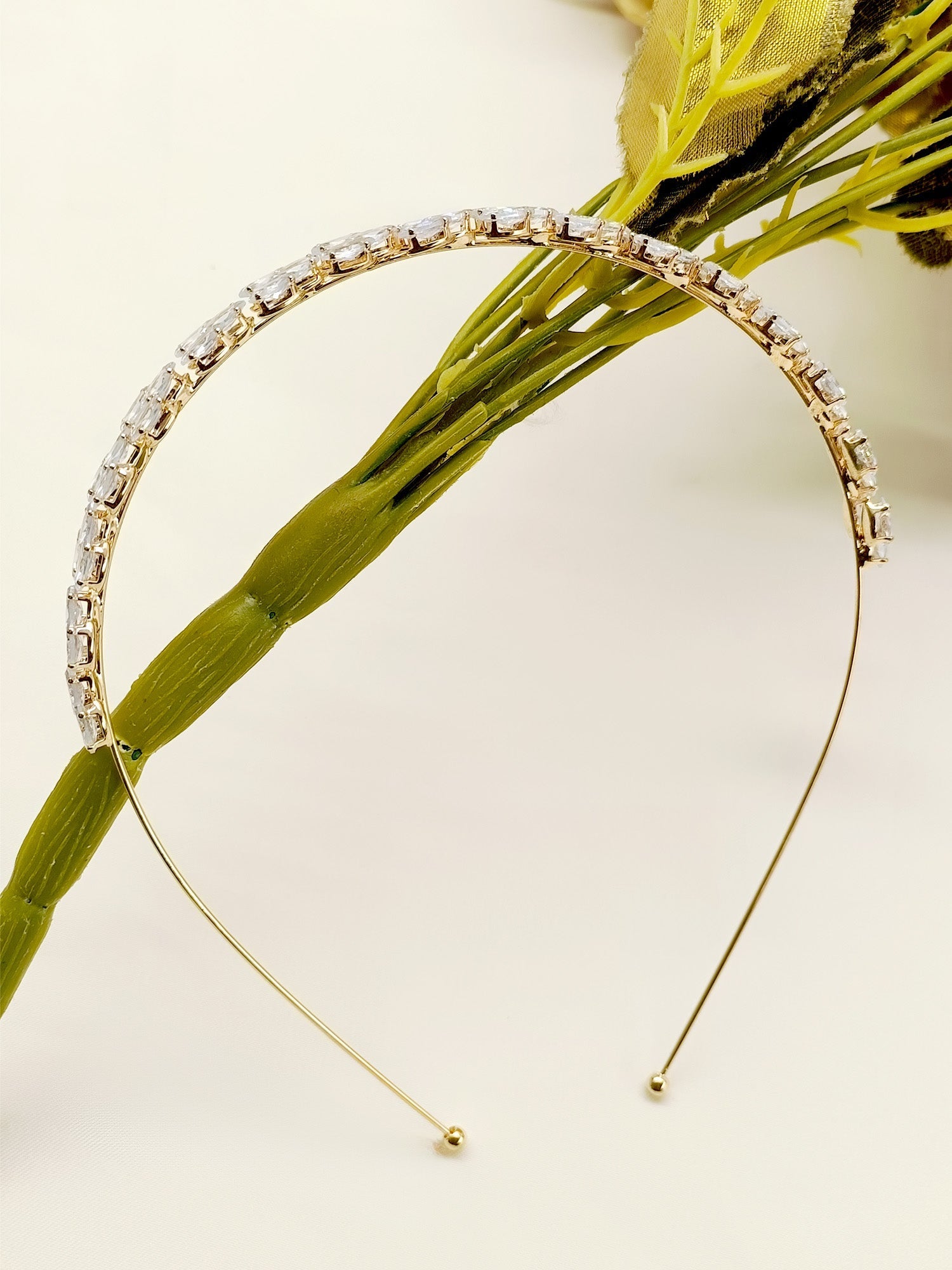 Tanya American Diamond Hair Band - qivii