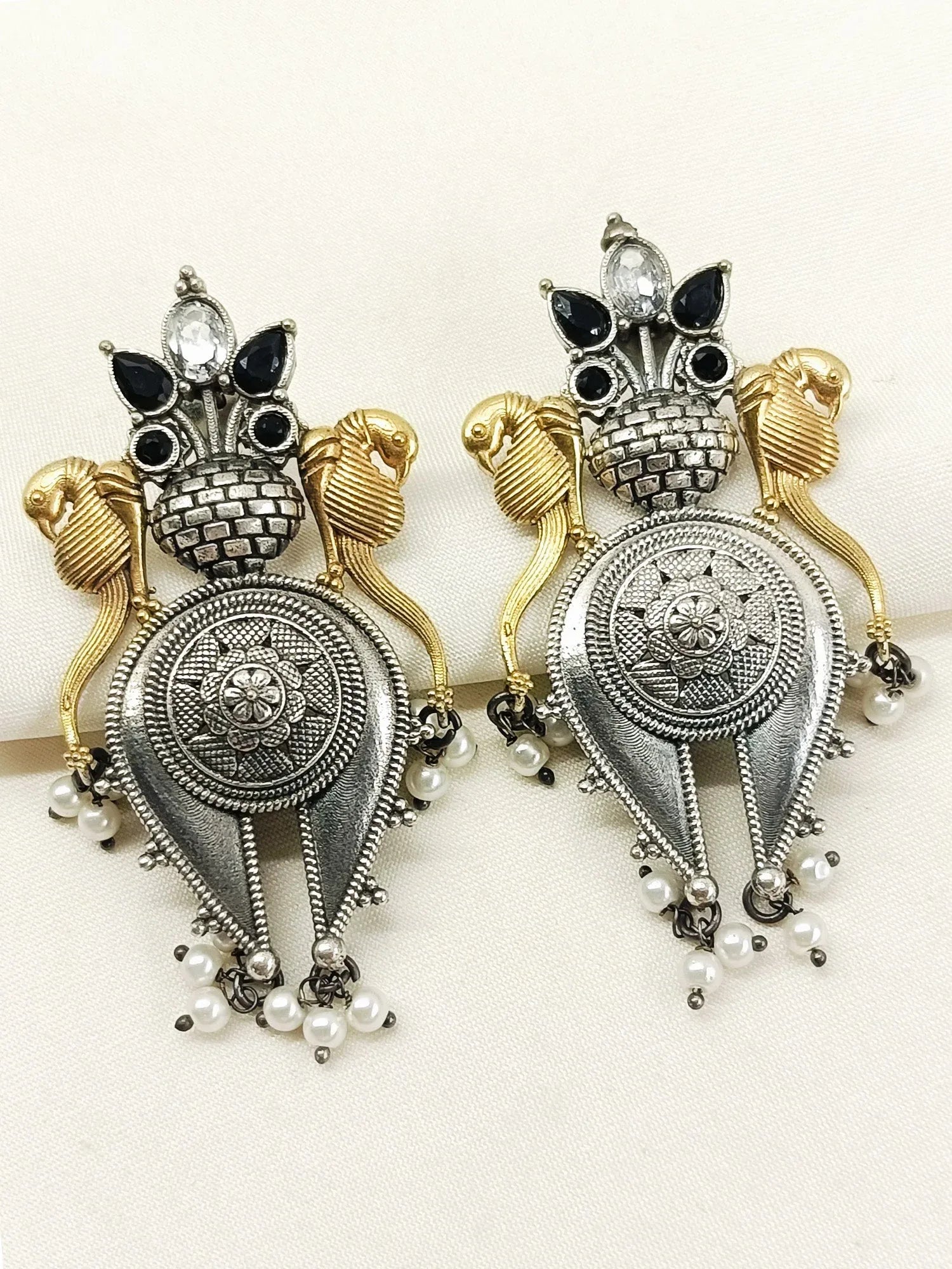 Umika Black Oxidized Earring