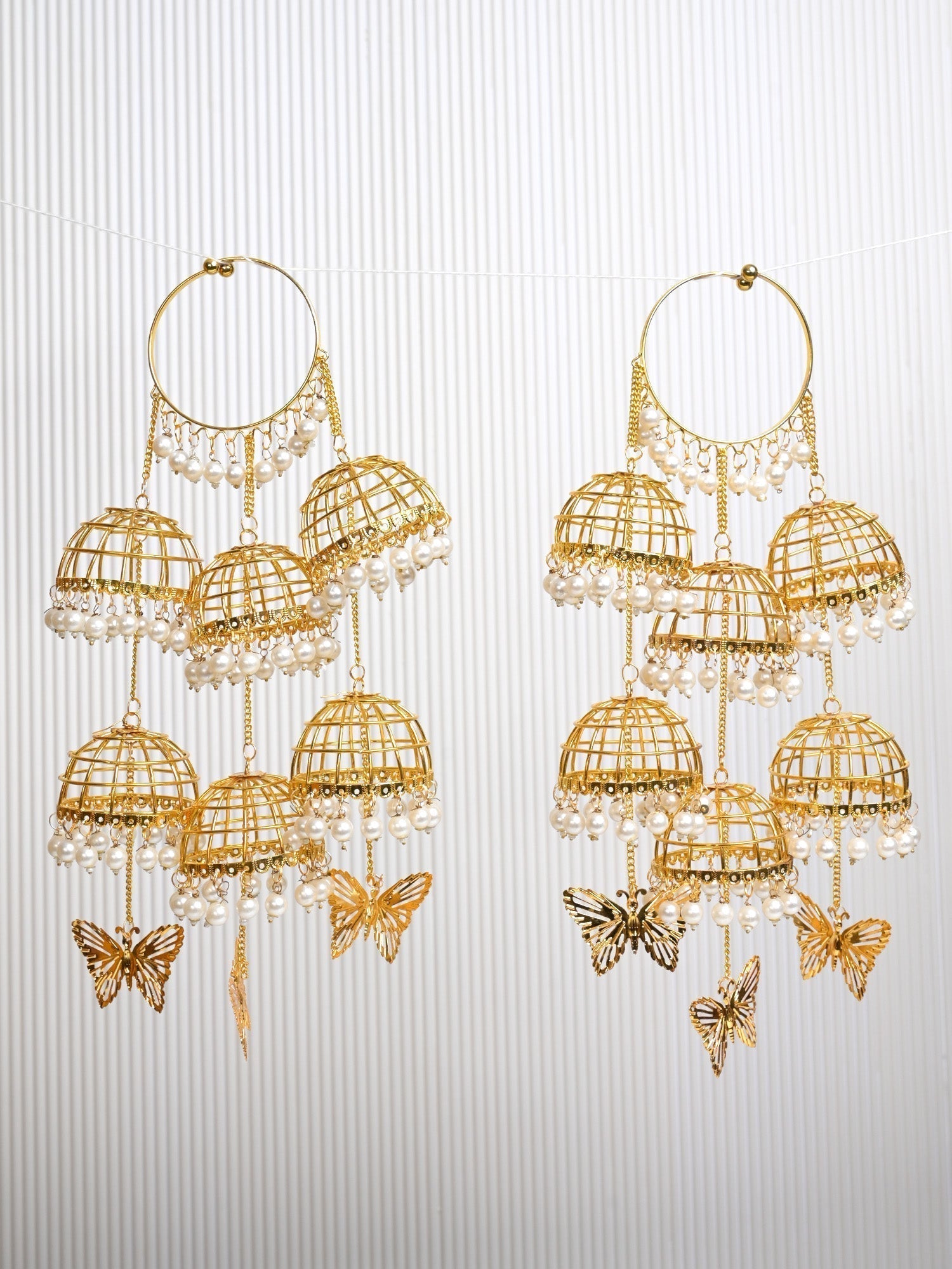 Kasvi White Pearl Hanging Kalira - qivii