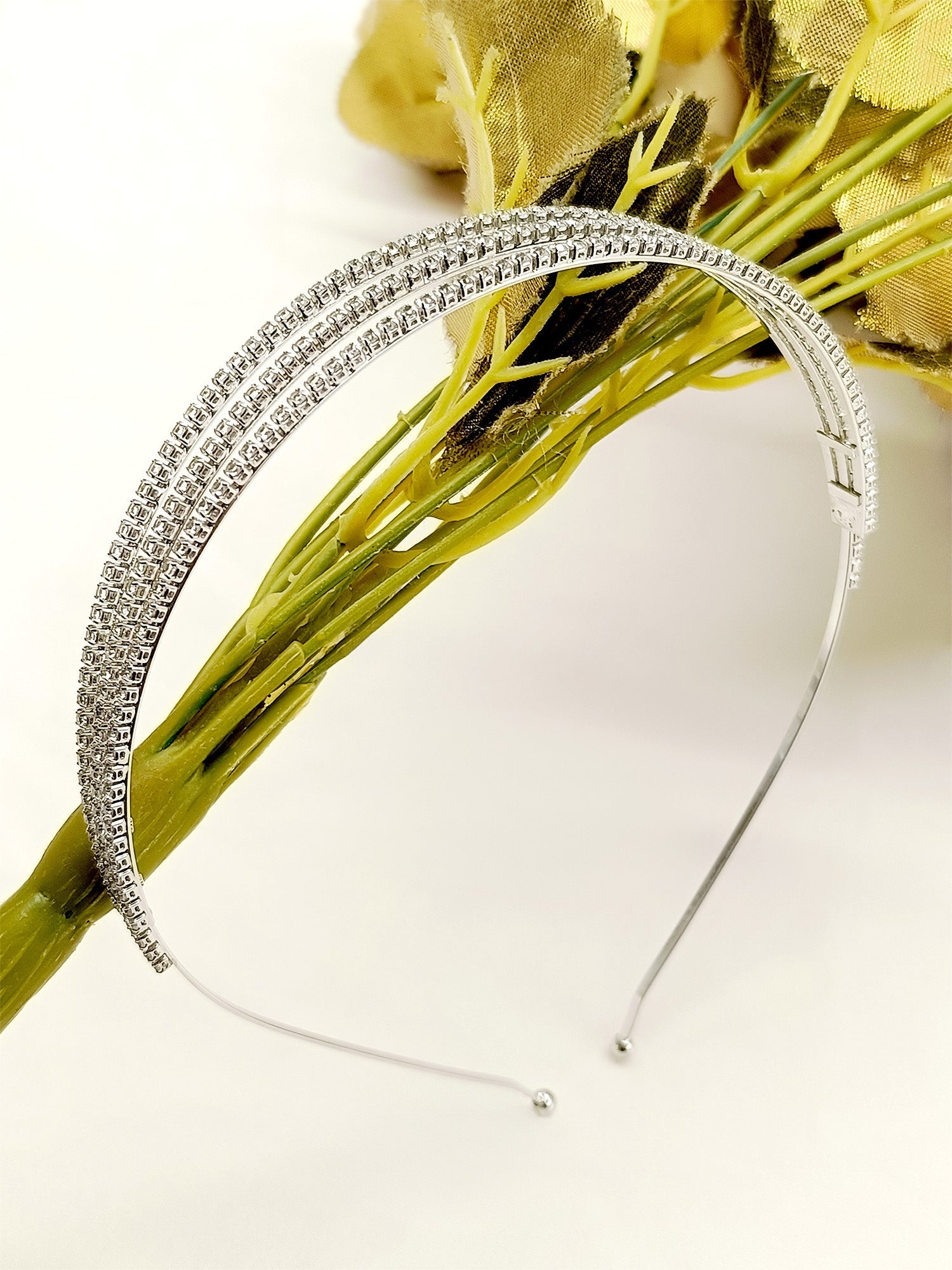 Preet American Diamond Hair Band - qivii