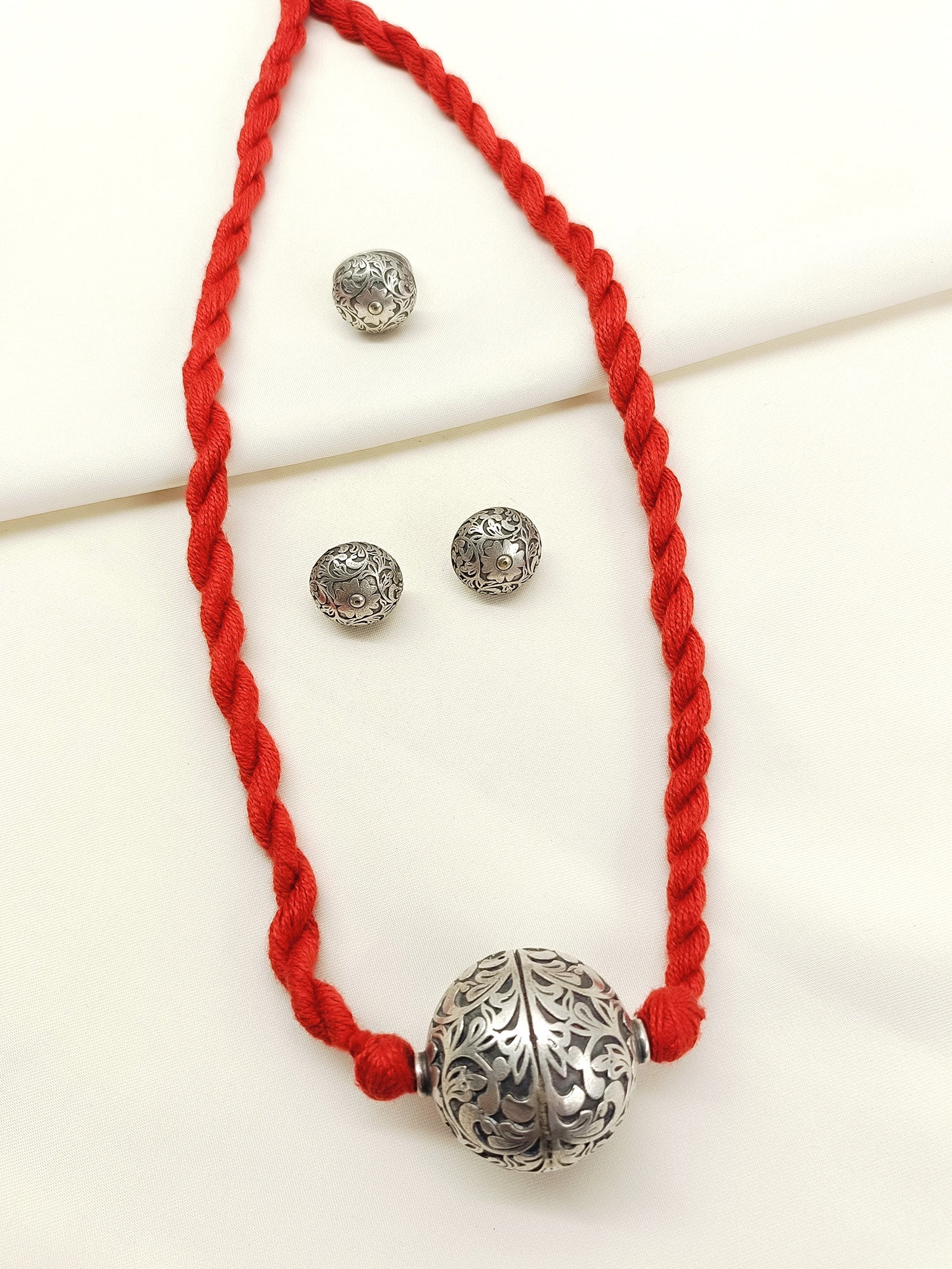 Pearl Red Oxidized Pendant Set With Ring