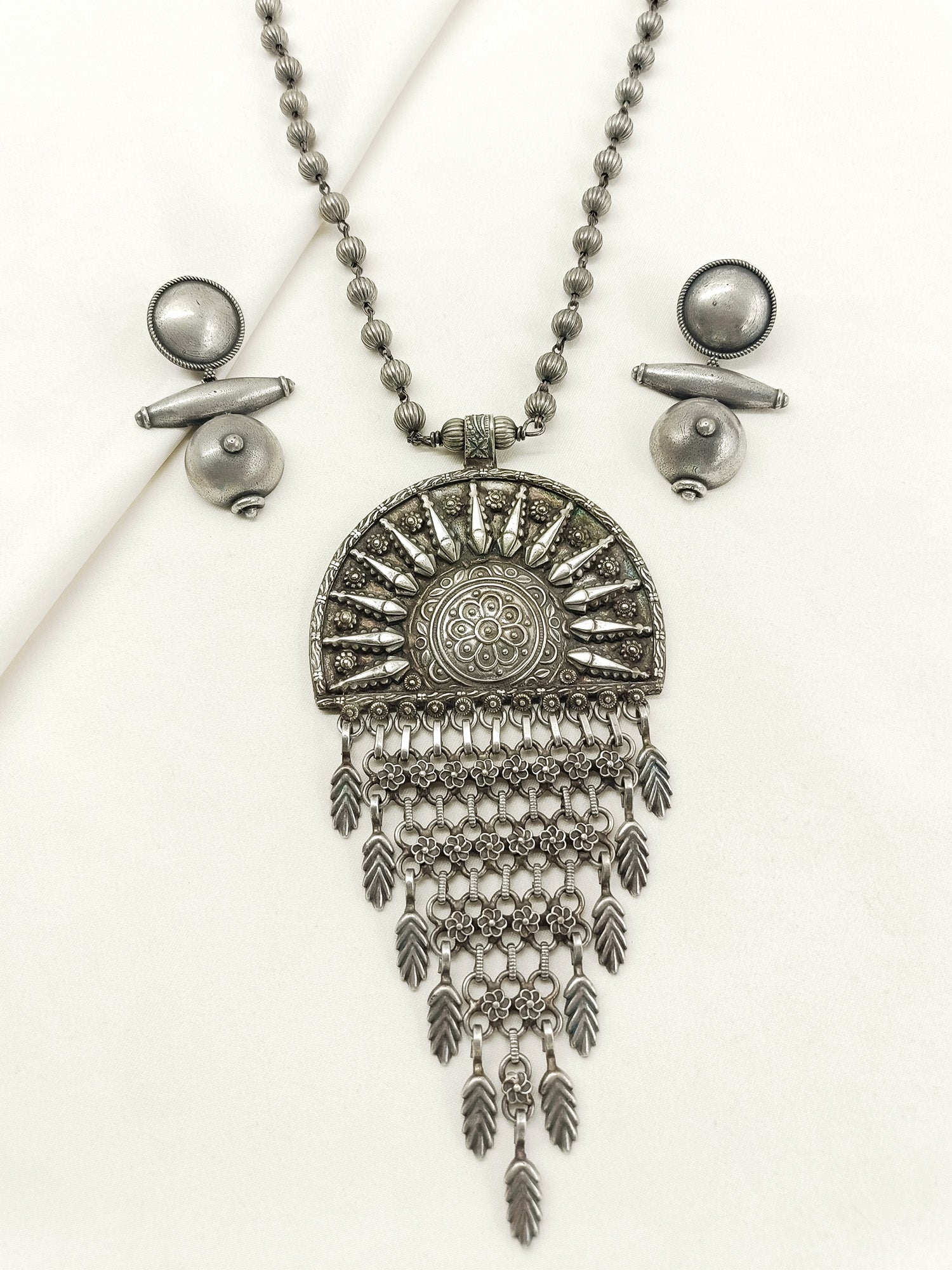 Sheesha Plain Oxidized Pendant Set