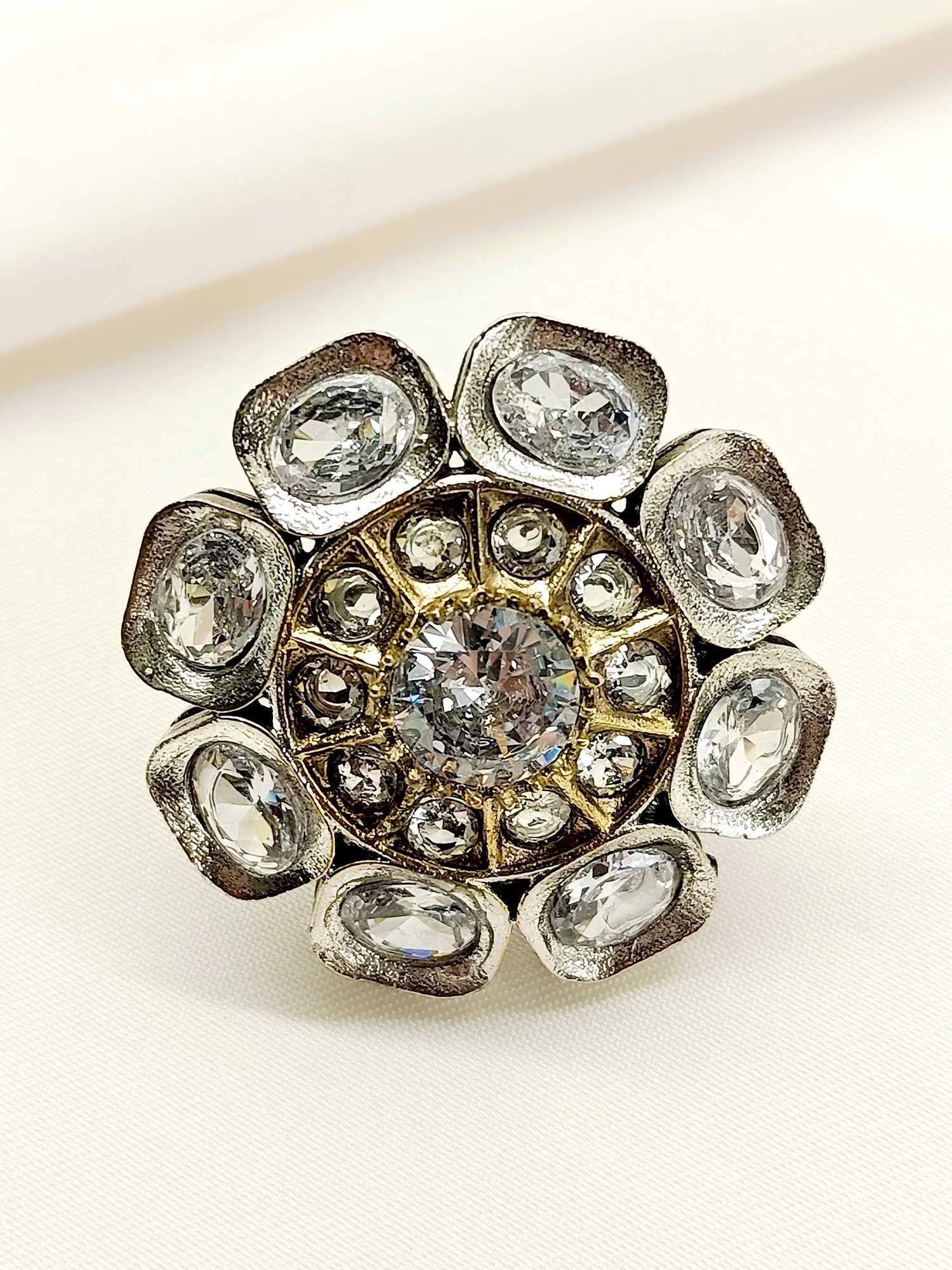 Malishka White Oxidized Finger Ring - qivii