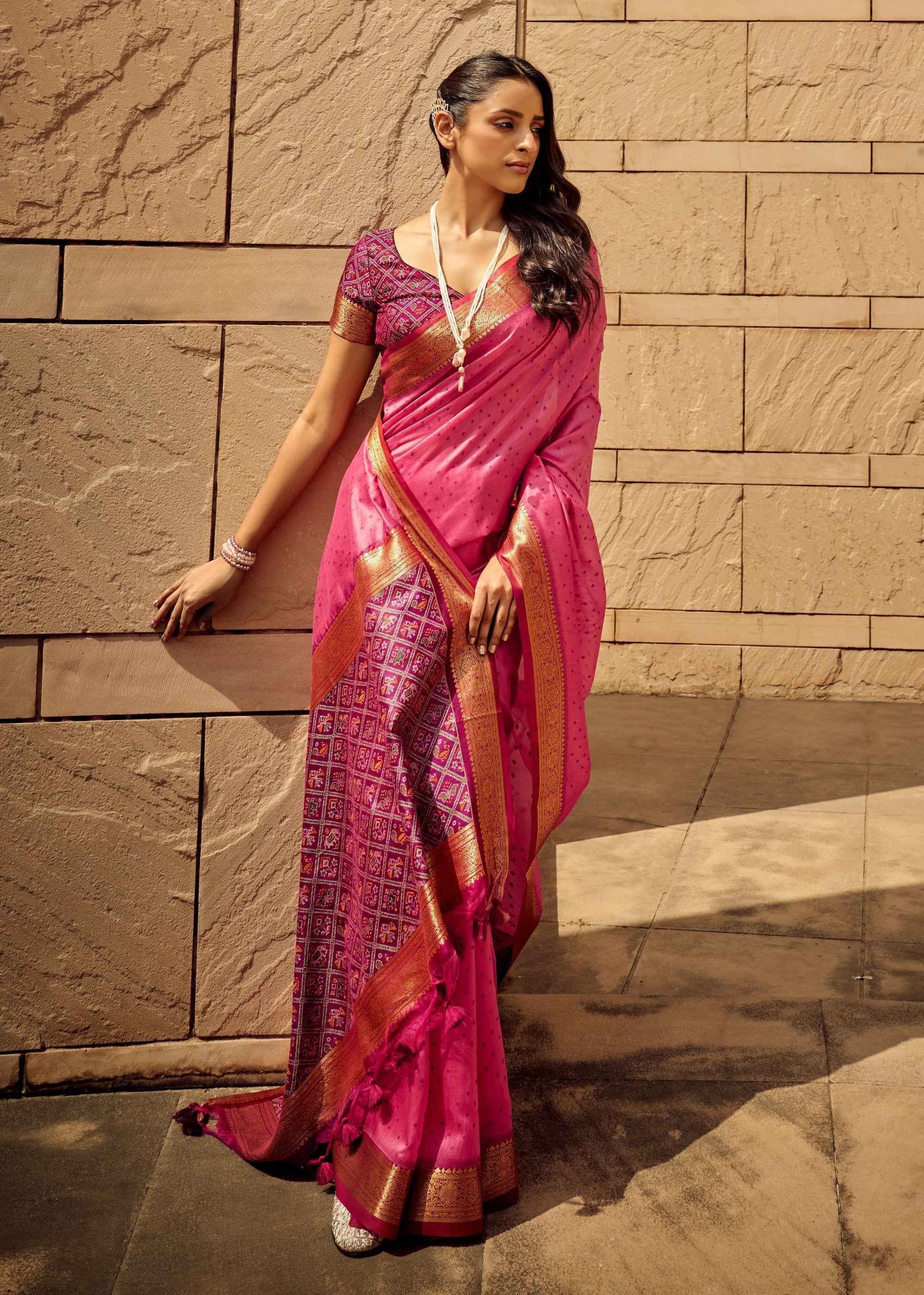 Pink Handloom Weaving Silk Saree - qivii