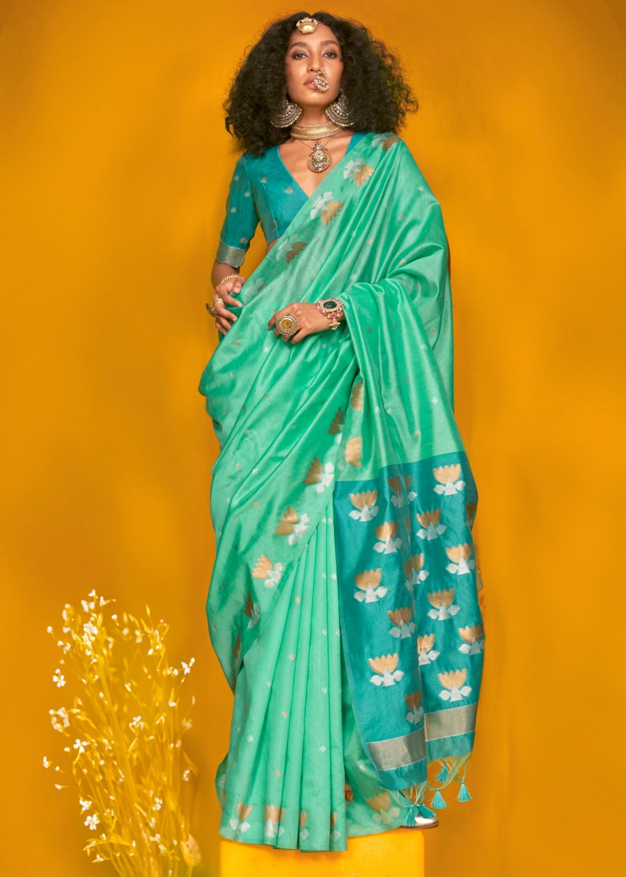 Seagreen Tussar Handloom Weaving Silk Saree - qivii