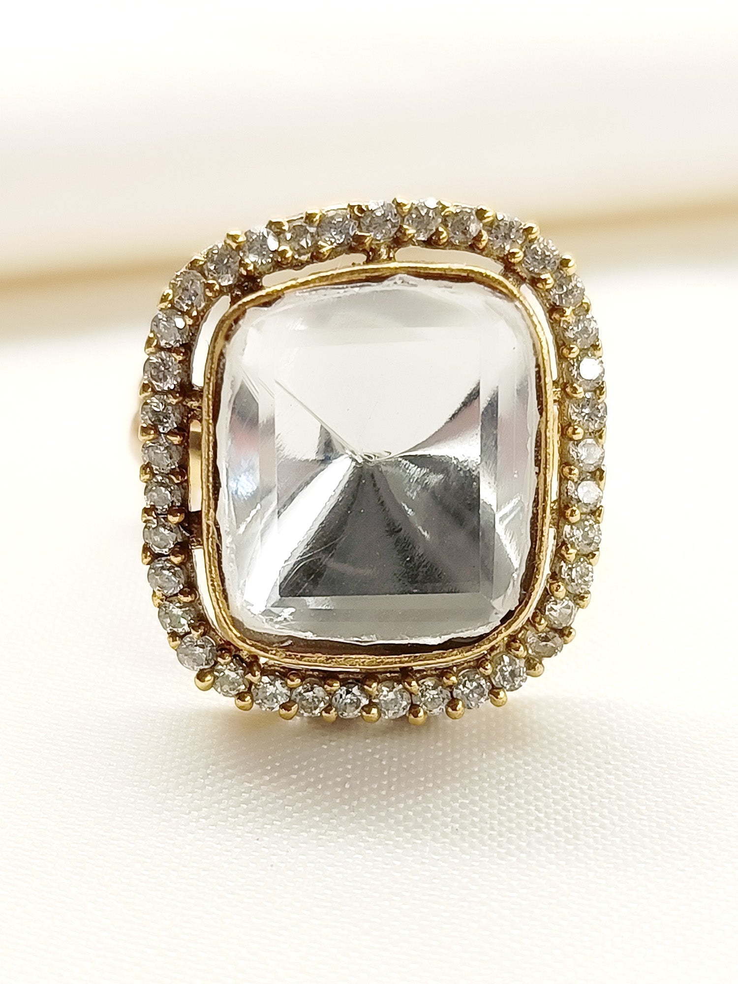 Aneesha White Kundan Finger Ring - qivii