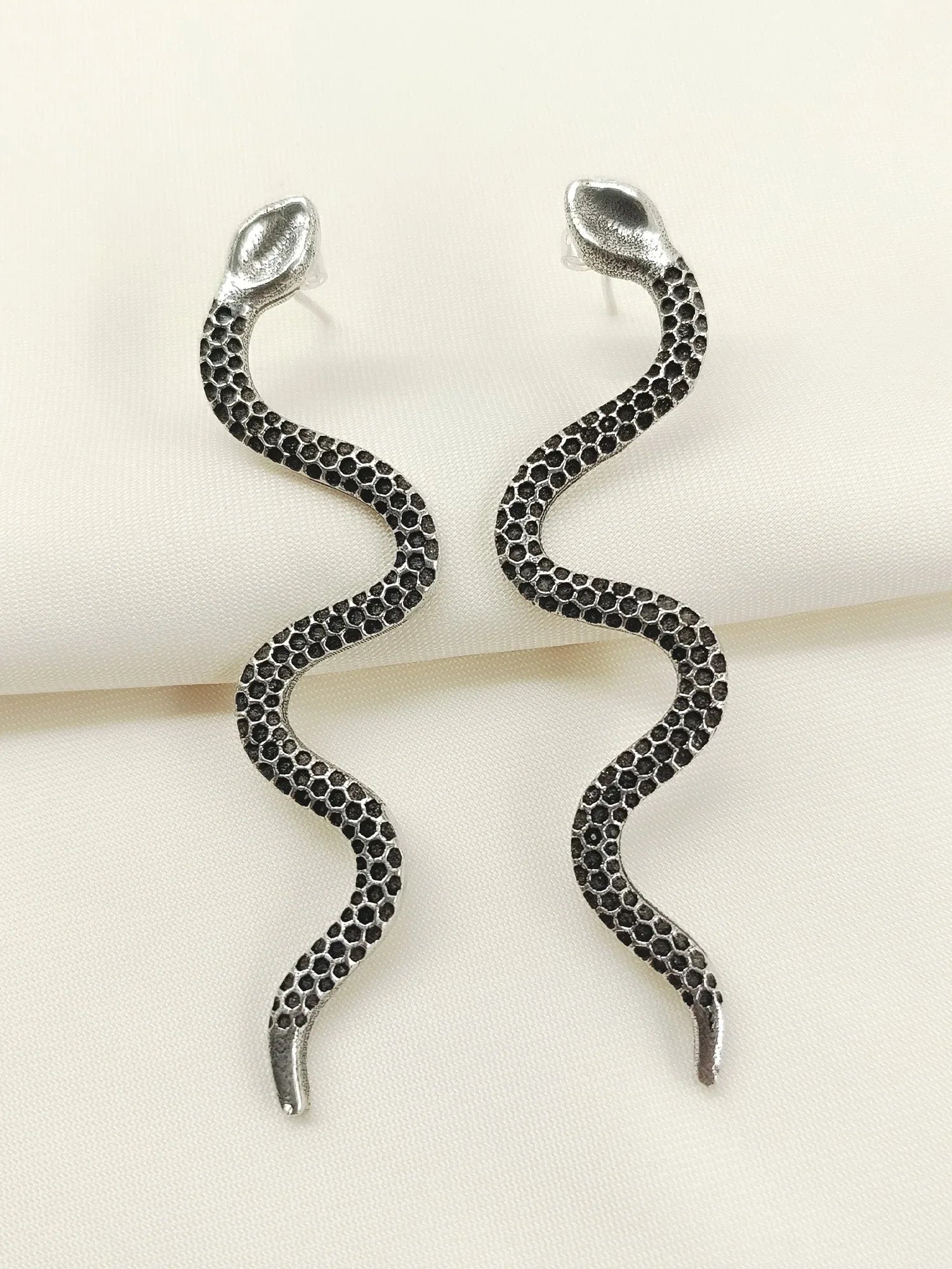 Naomi Silver Western Earrings