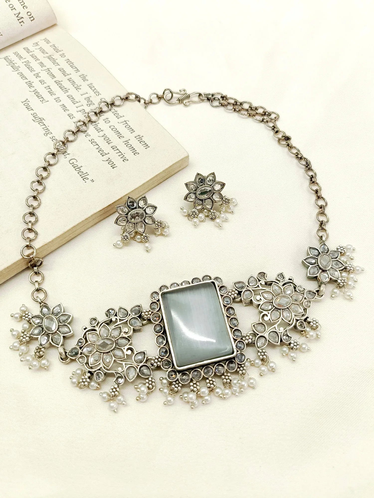 Vibha Grey Oxidized Choker Set