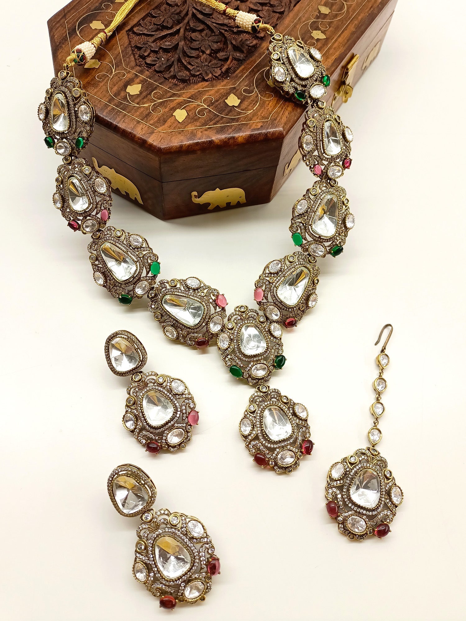 Nusrat M & G Kundan Polki Set - qivii