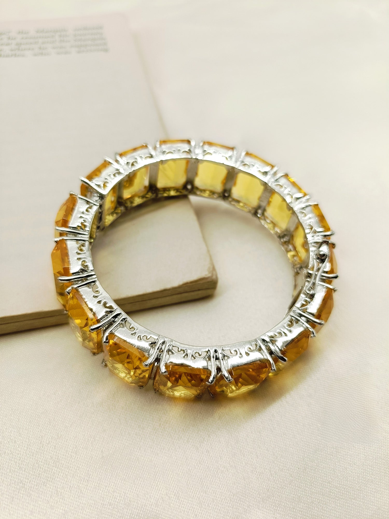 Stafen Yellow Swarovski Stone Bracelet - qivii