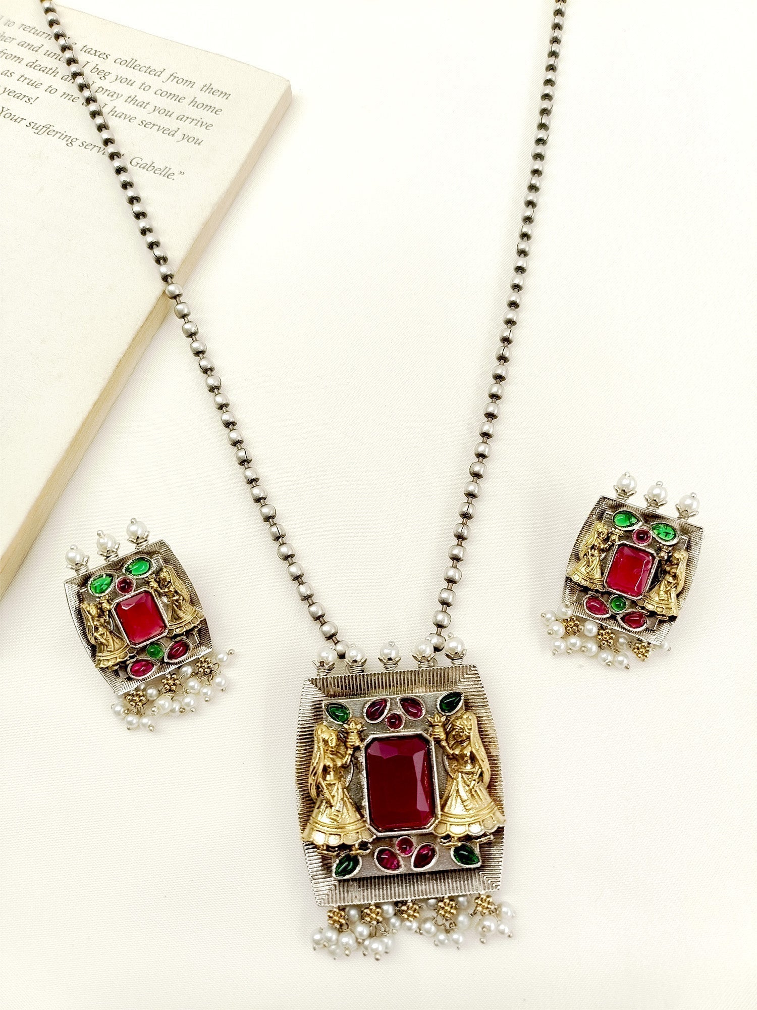 Arenia M & G Oxidized Pendant Set - qivii