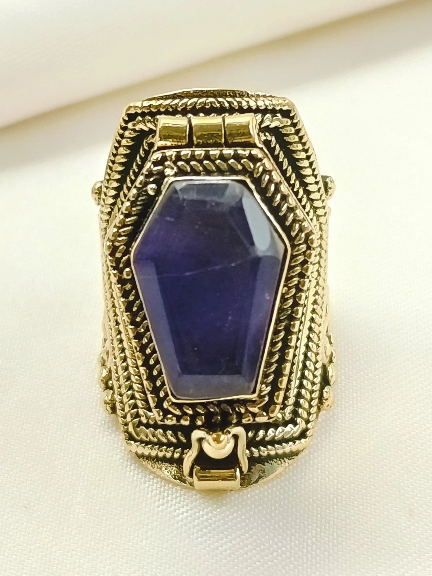 Diya Purple Western Finger Ring