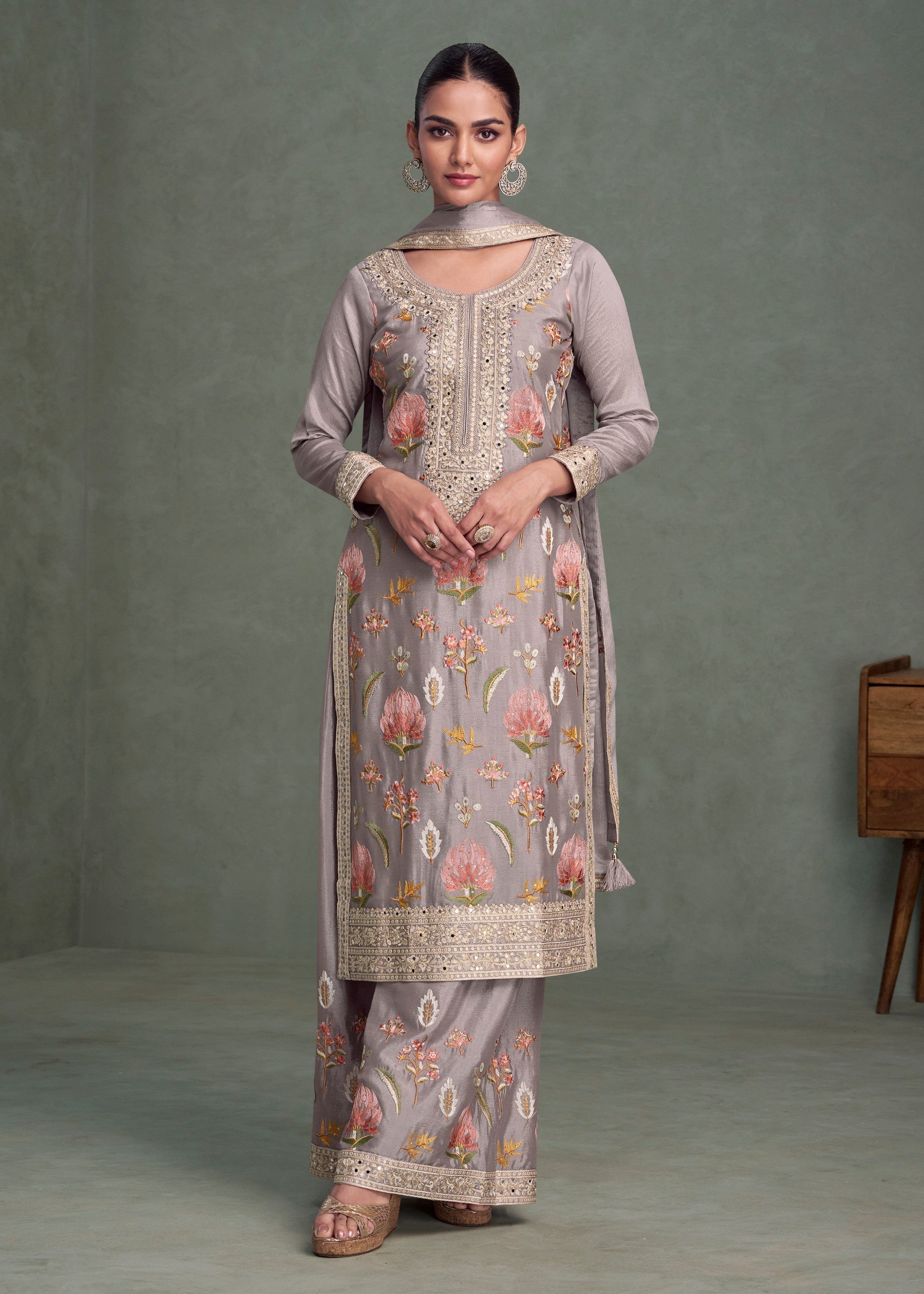 Concrete Premium Chinnon Silk Salwar Suit - qivii
