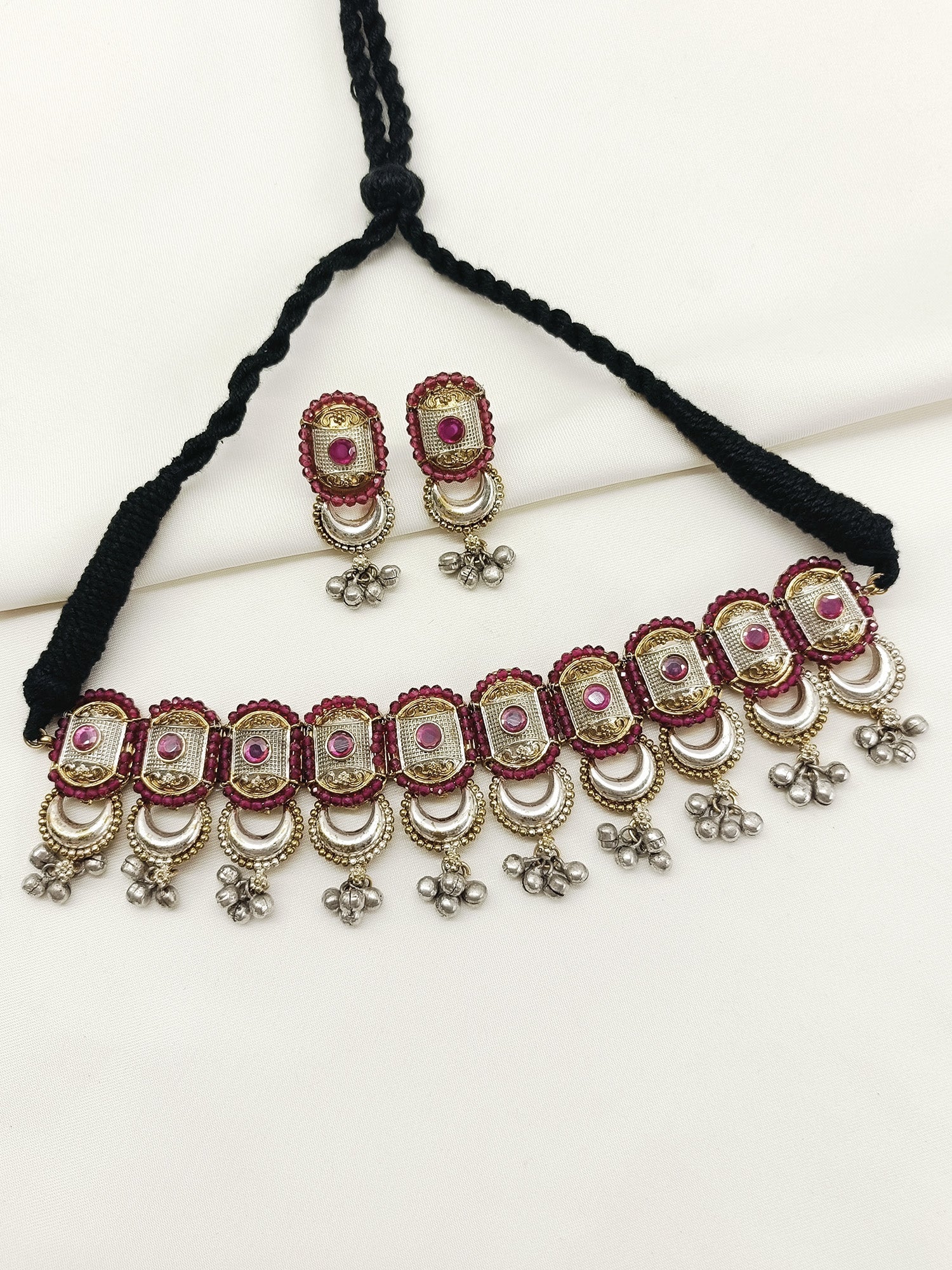 Shailee Majenta Oxidized Choker Set