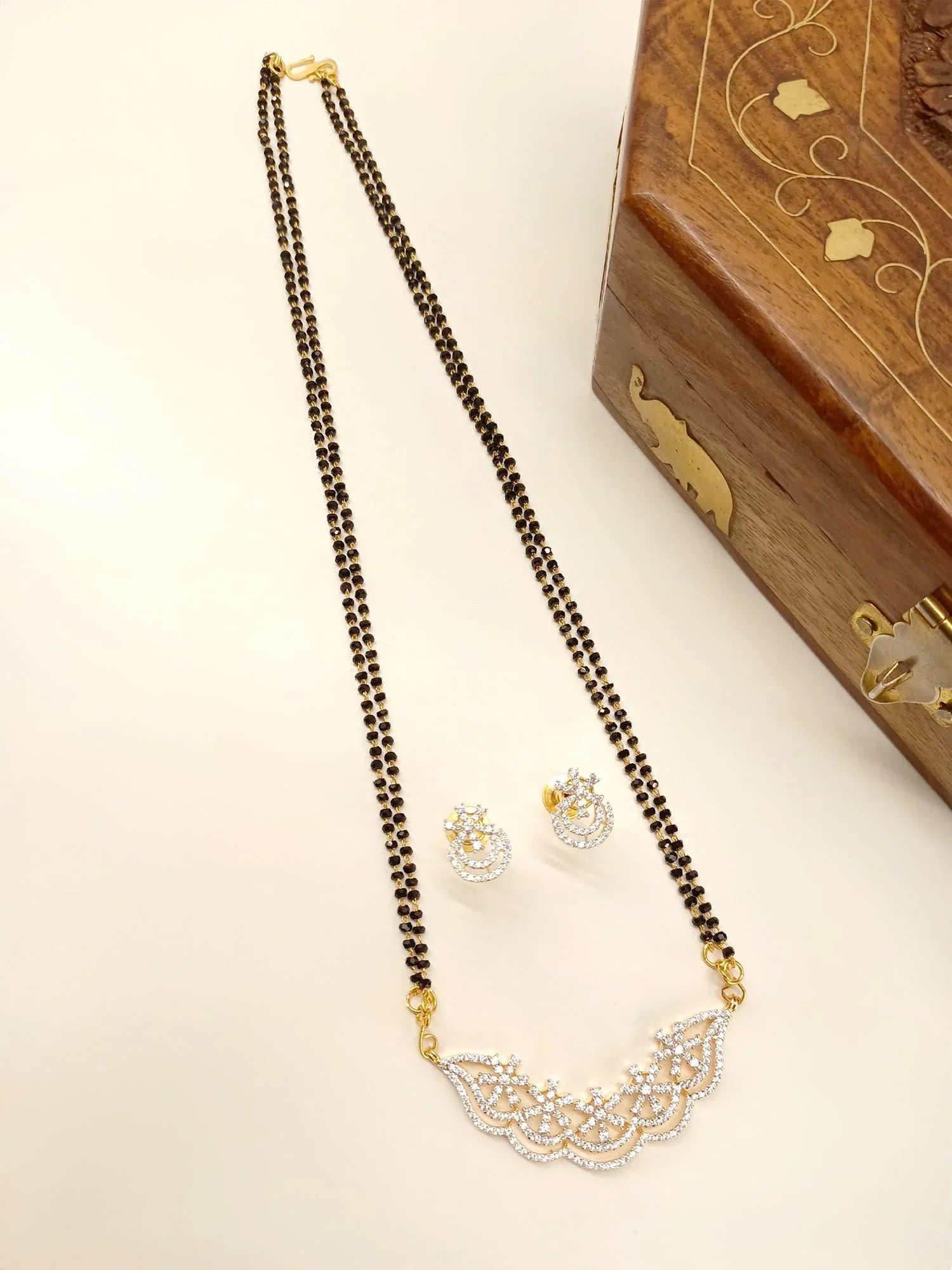 Yagvi White American Diamond Mangalsutra