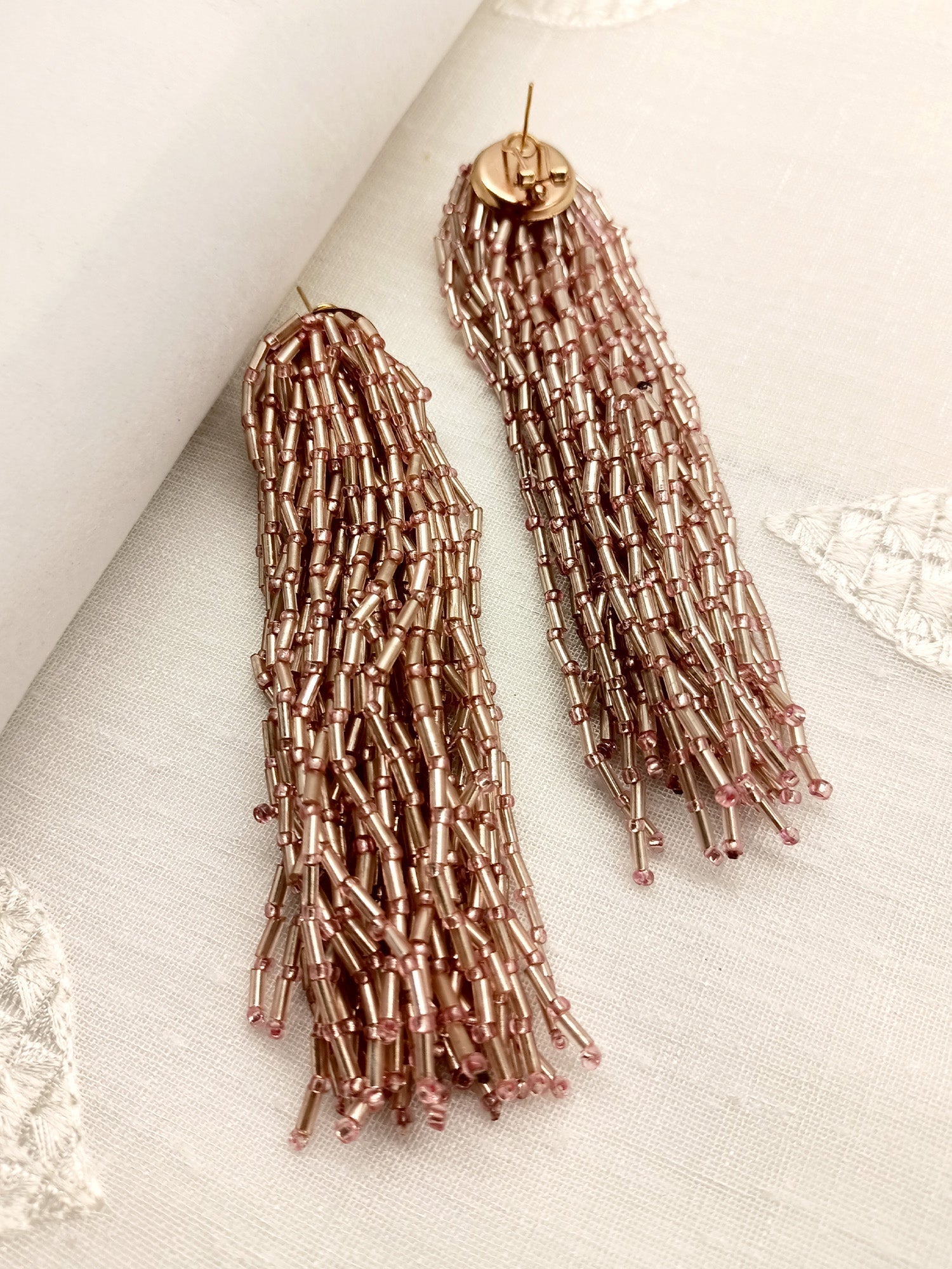 Arshika Copper Western Earrings - qivii