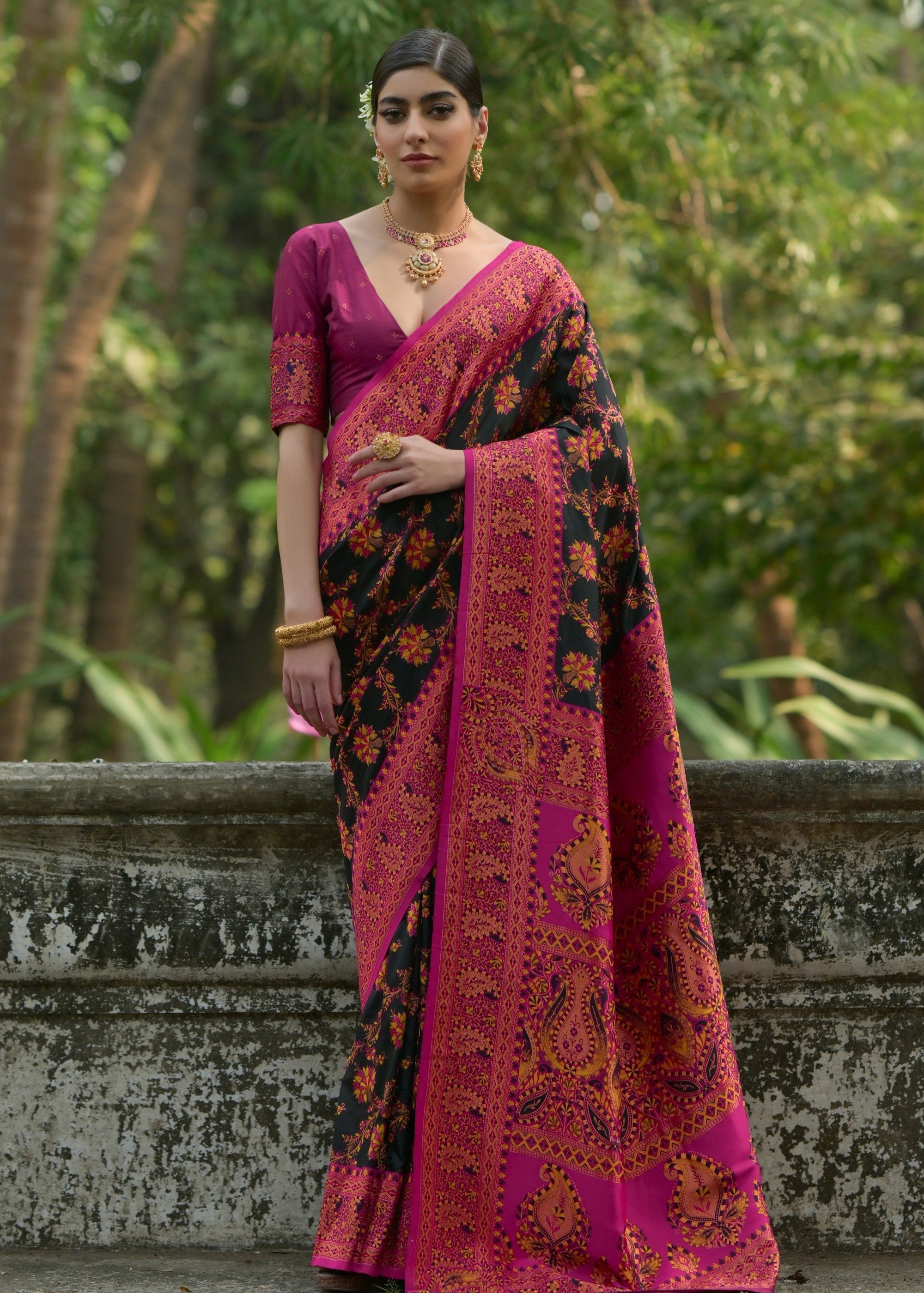 Raven Black Thread Woven Pashmina Silk Saree With Heavy Thread Woven Pallu - qivii