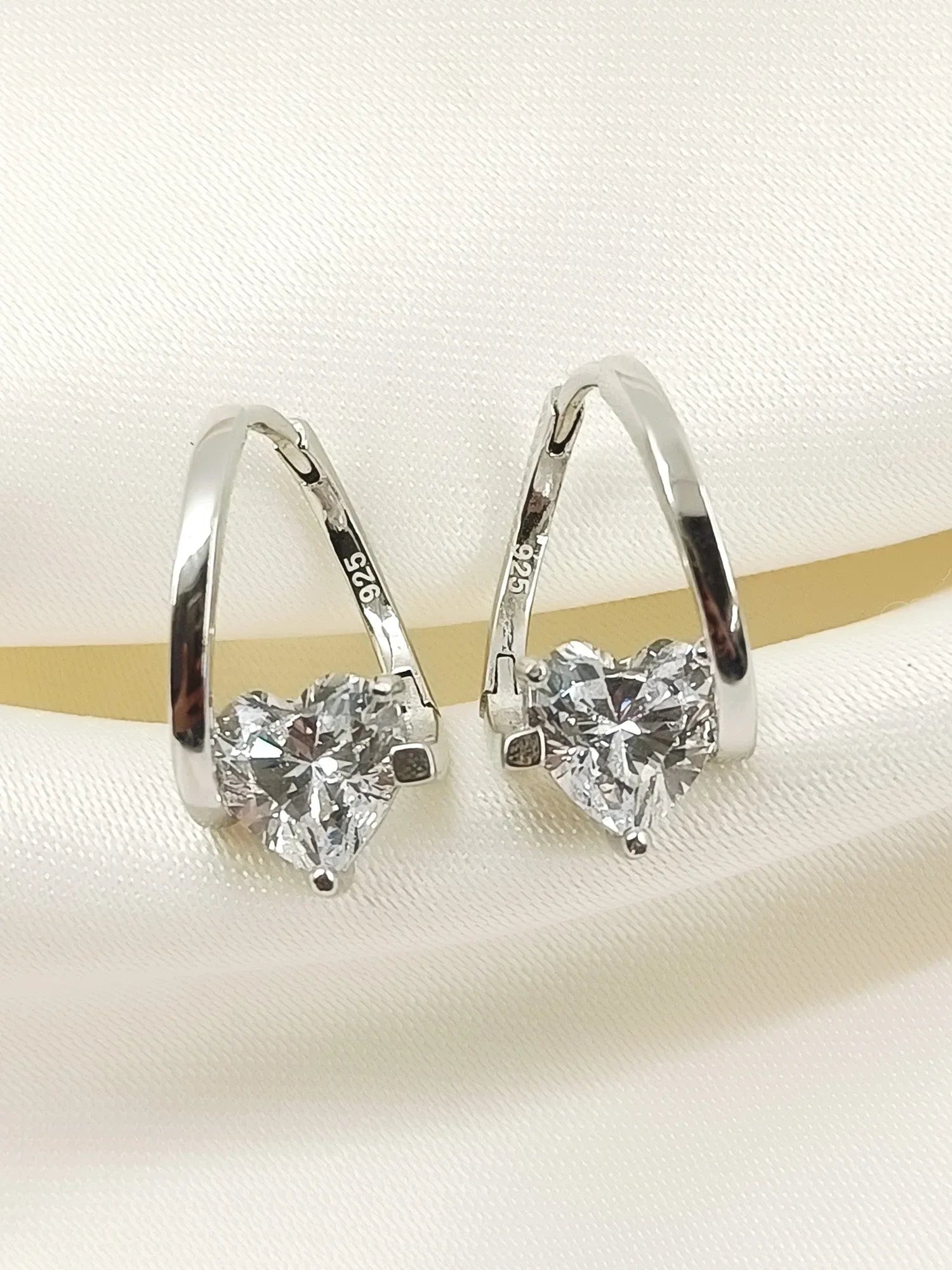 Sanjana White 92.5 Silver American Diamond Bali