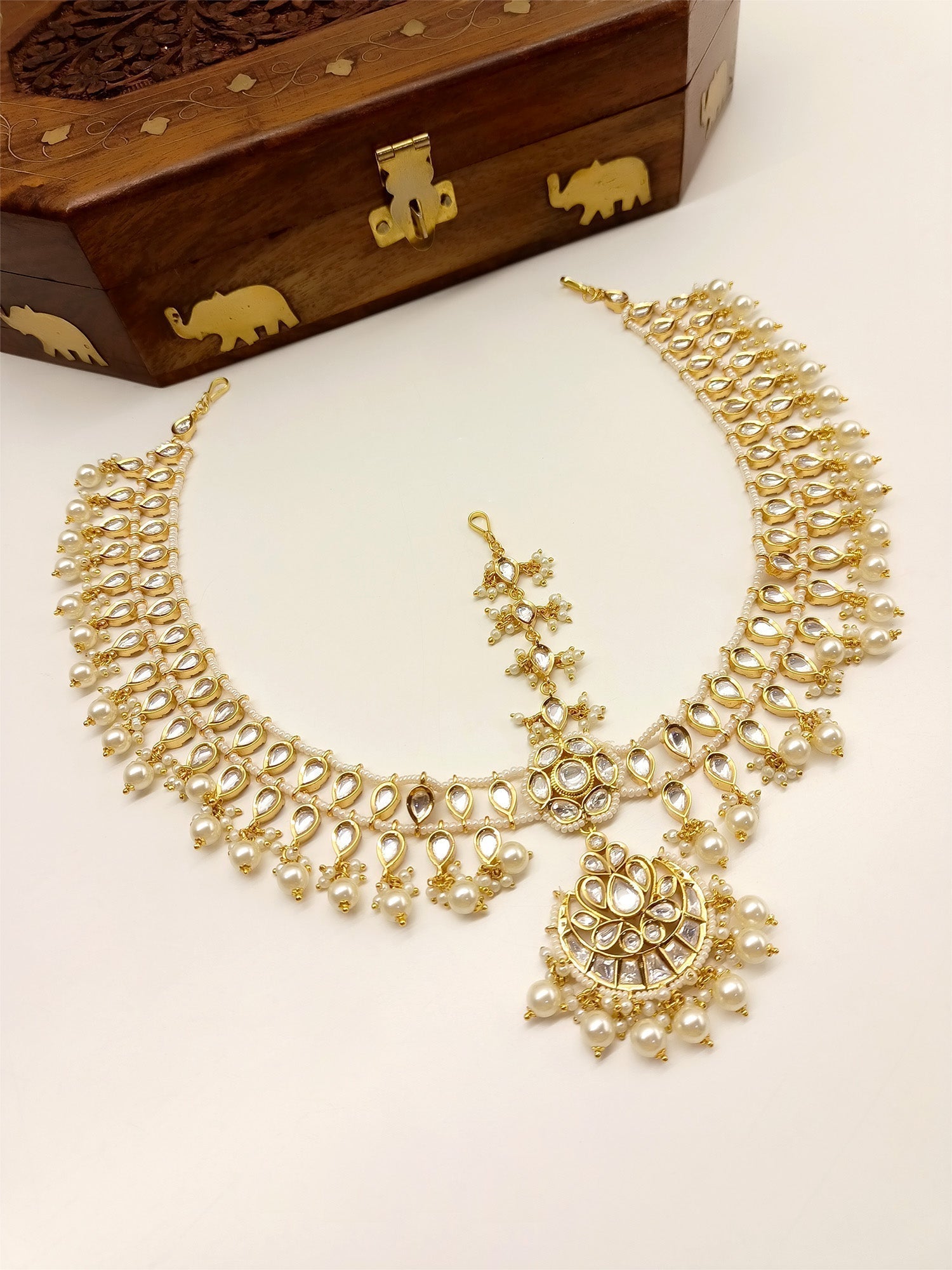 Mehreen Gold Plated Kundan Mathapatti - qivii