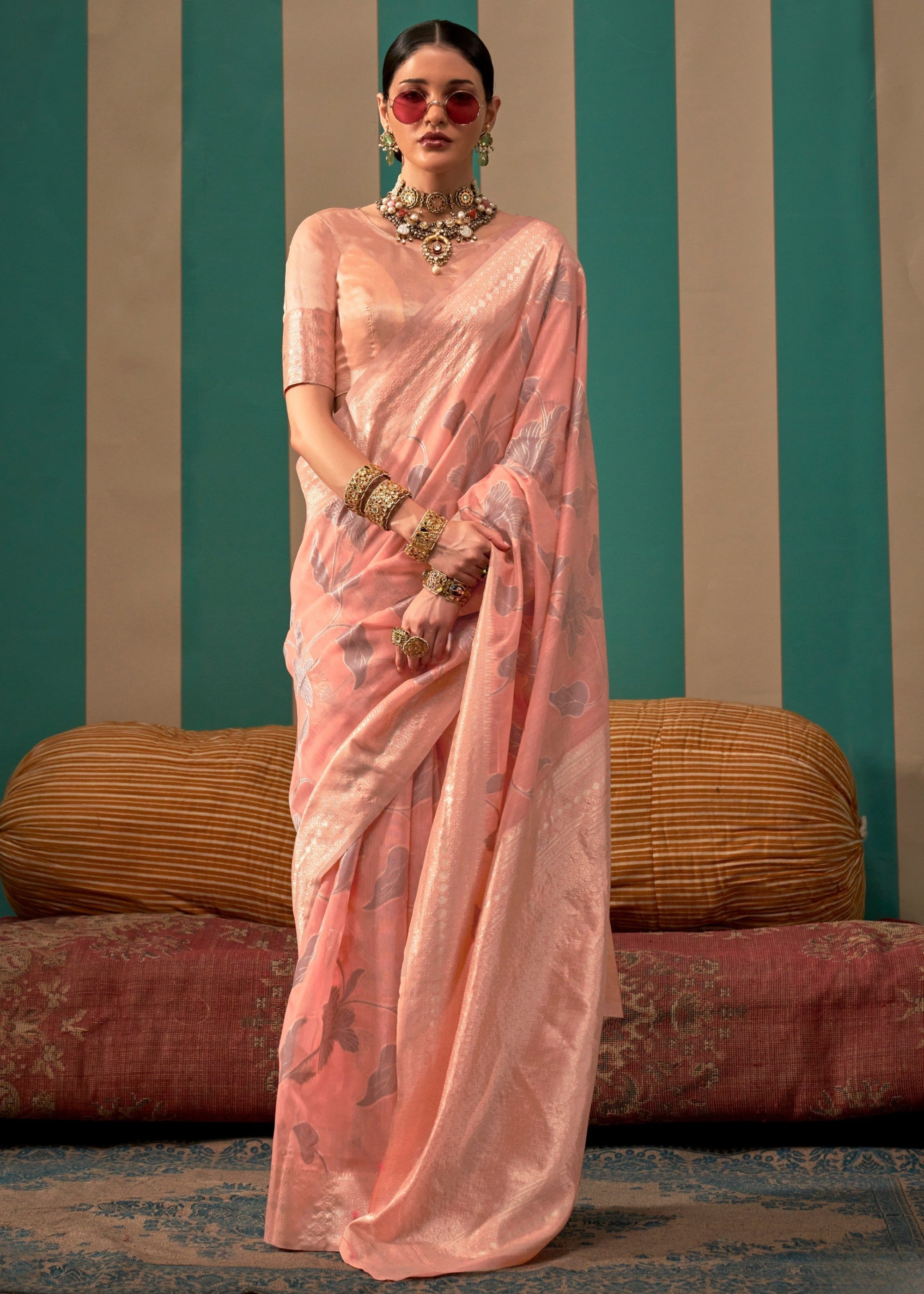 Pastel Pink Handloom Weaving Linen Saree - qivii
