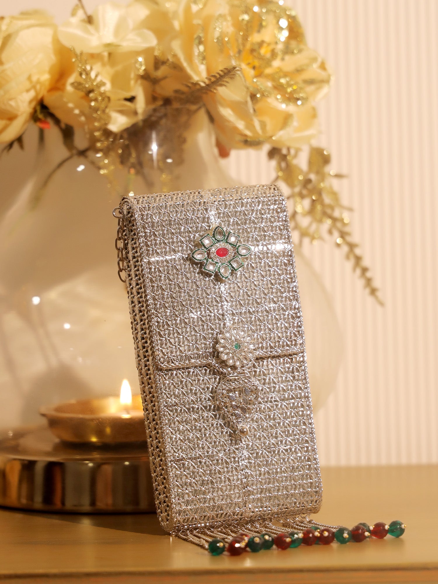 Nora Silver Mobile Pouch - qivii